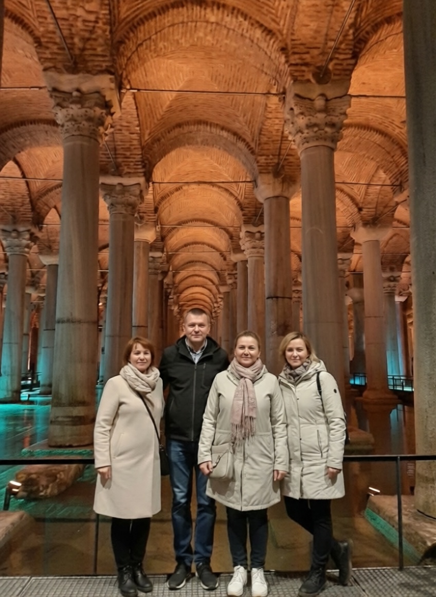 Стамбул: яхта на закате, дворцы Османов и шоу Легенд (3/12)