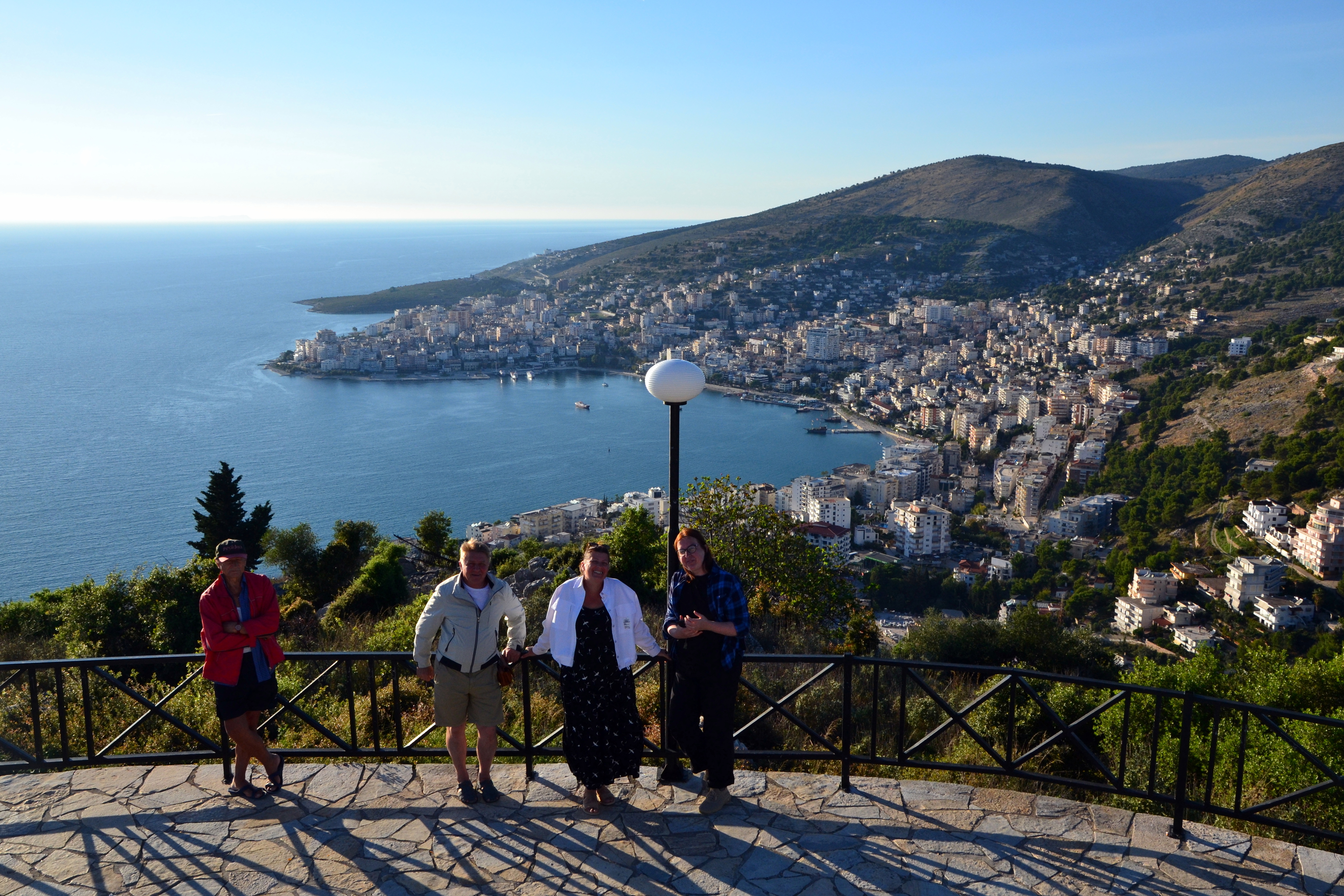 Пляж Pasqyra - Саранда - замок Лекурси