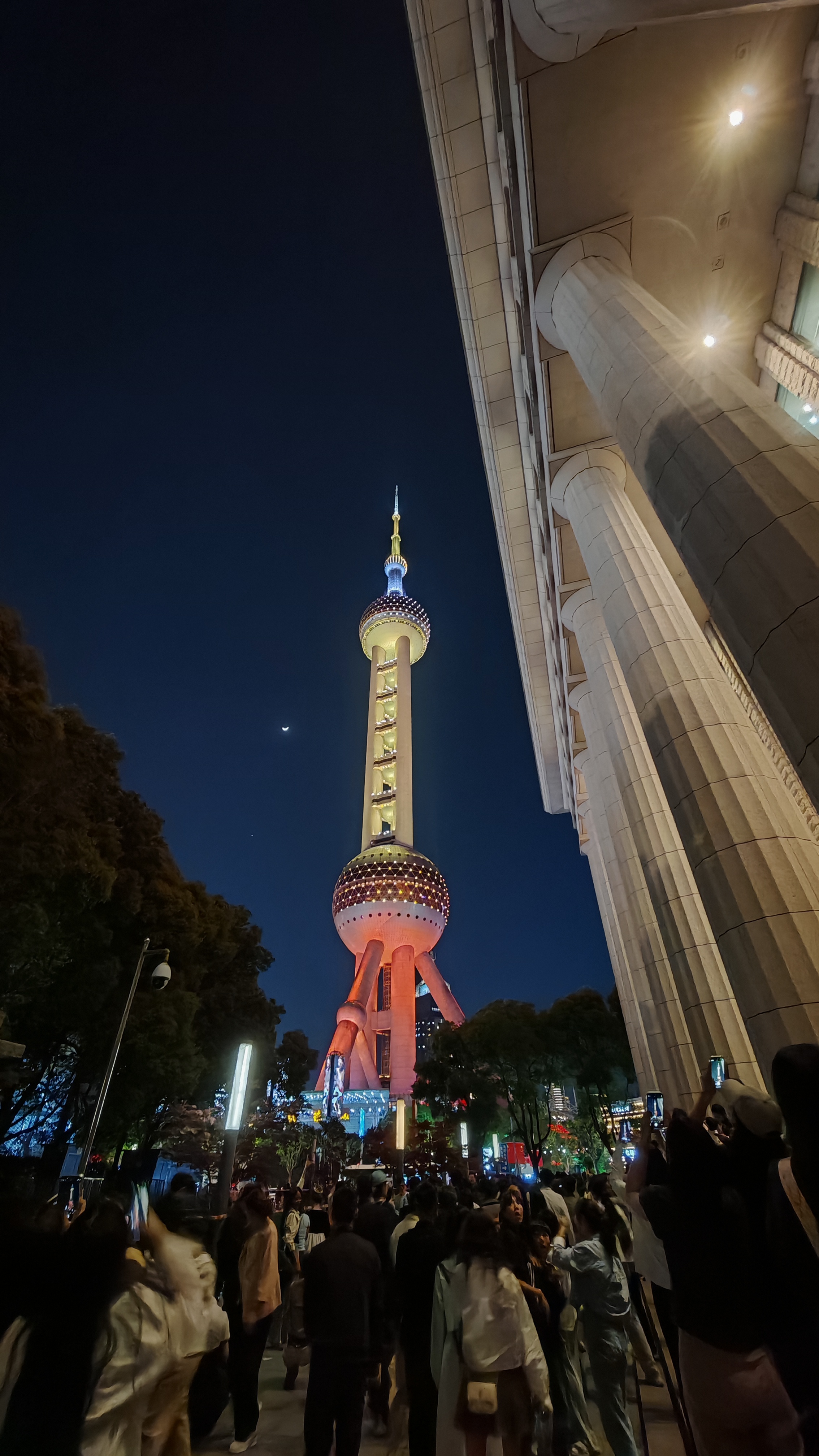 Красоты Восточного Китая: Шанхай, Чжуцзяцзяо, озеро Циншань, рассвет в горах Хуаншань (50/56)