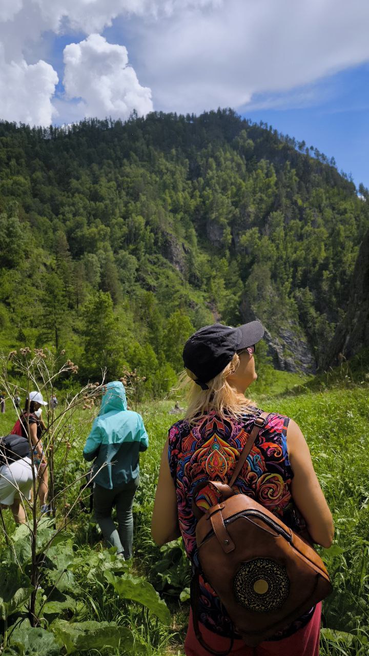 По глади Телецкого озера (5/10)