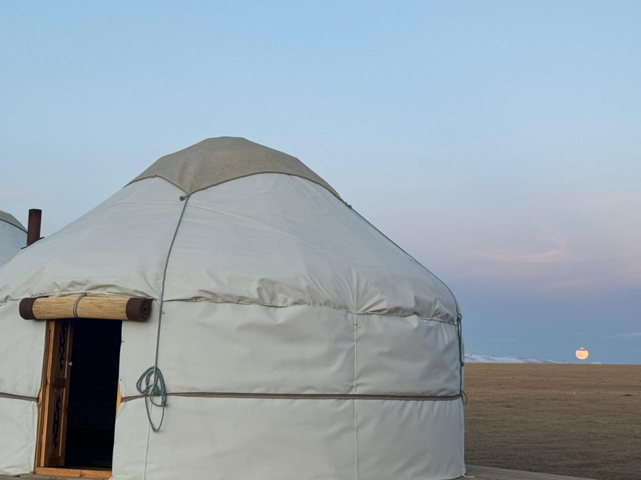 Bishkek : Song-Kul Lake & Ancient Burana Tower (2-Days in Alpine lake between Peaks) (10/21)