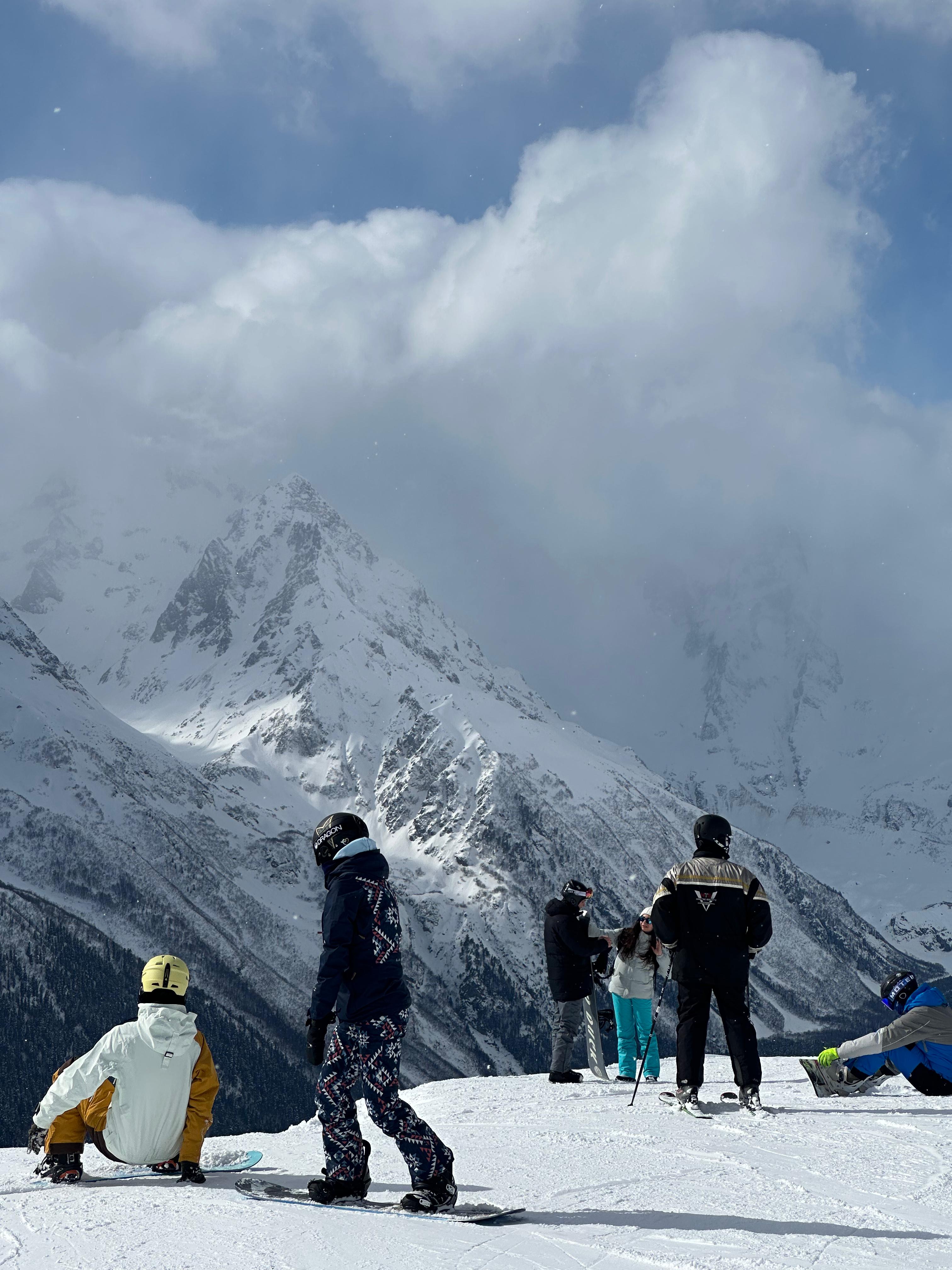 Молодежный тур в Домбай 3дня/2ночи (20/60)