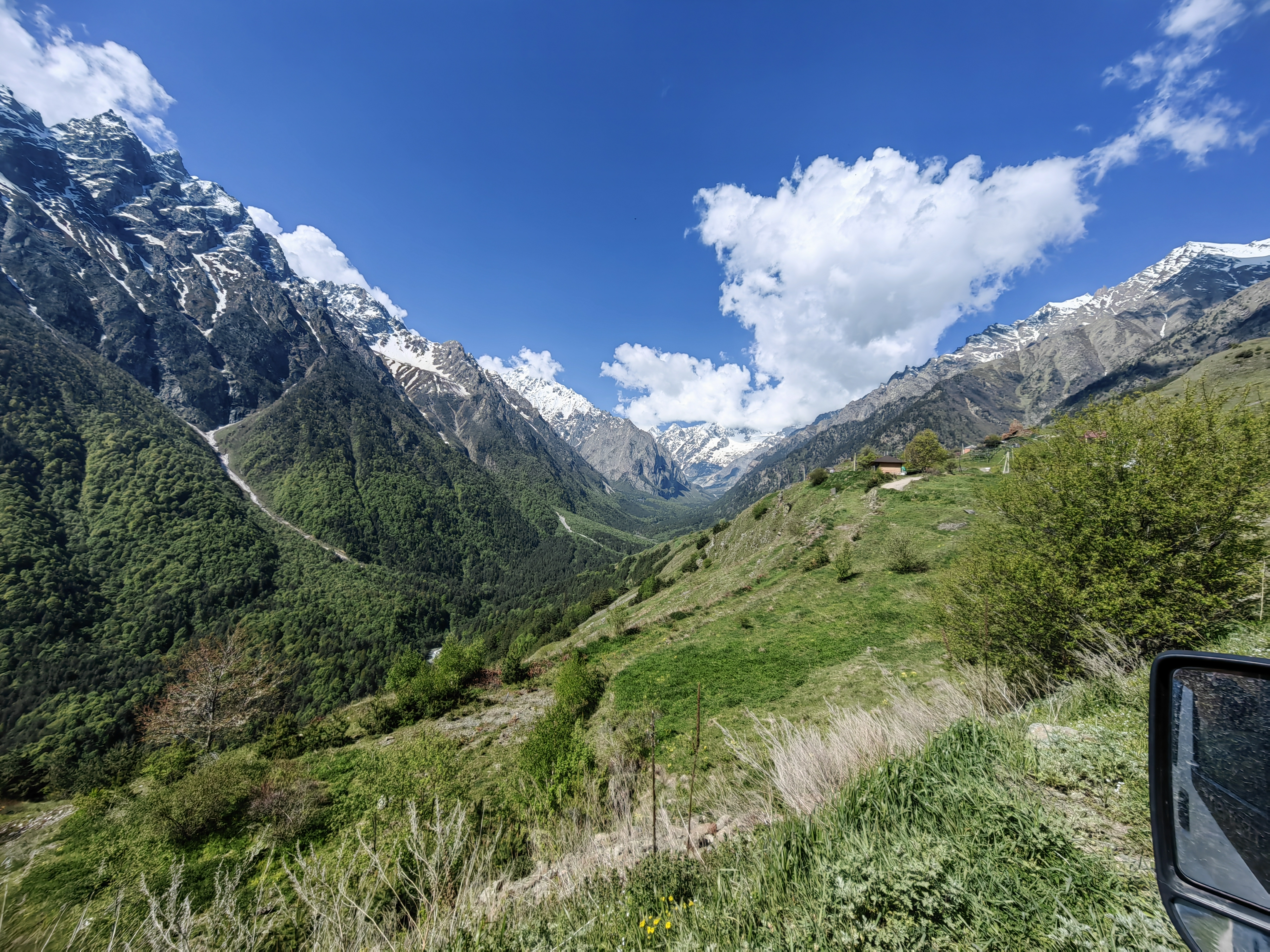 Поездка через перевал в Дигорию