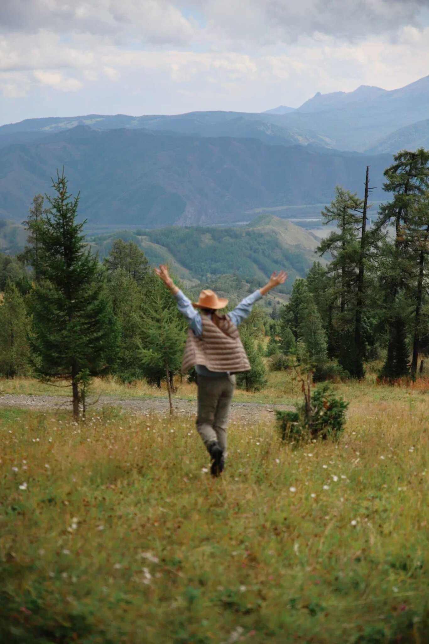 Молодежный конный поход по Алтаю (39/49)