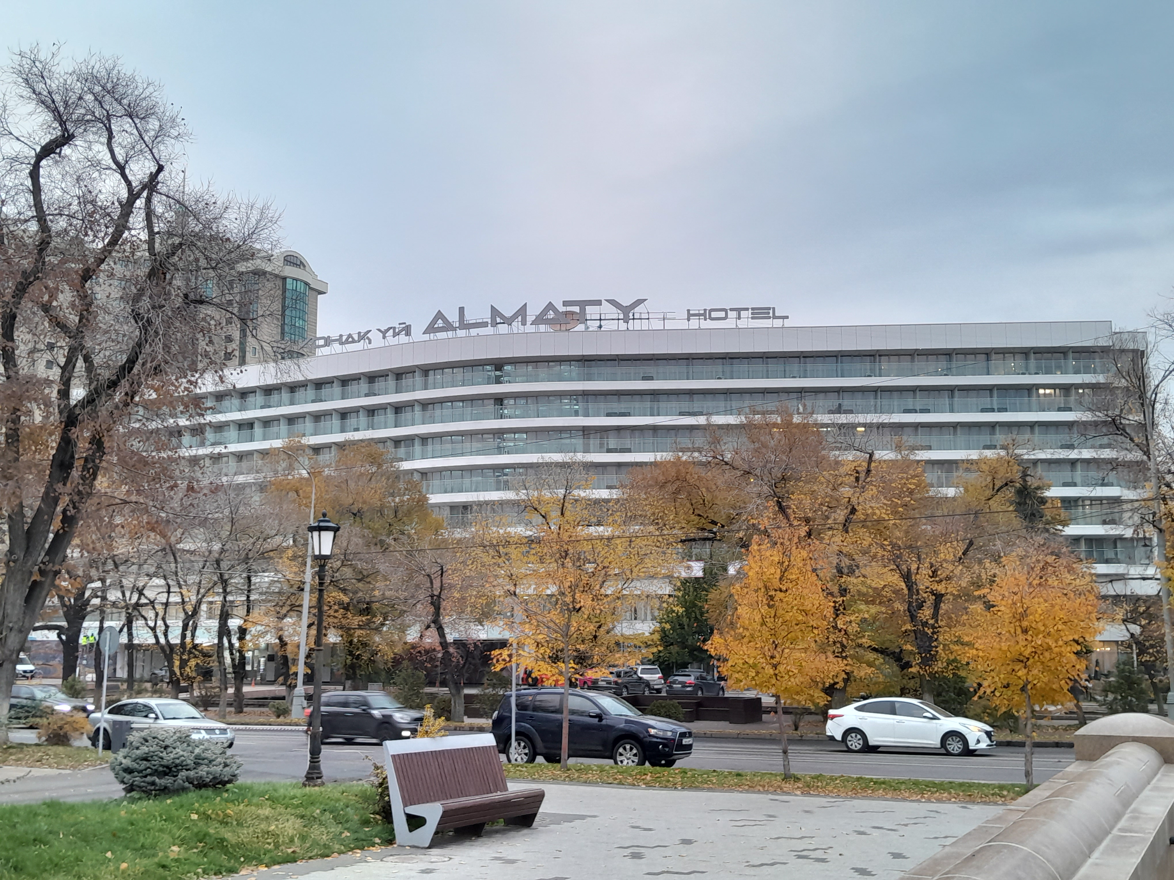 Экскурсия по проспекту Абая — история и современность Алматы. (25/31)