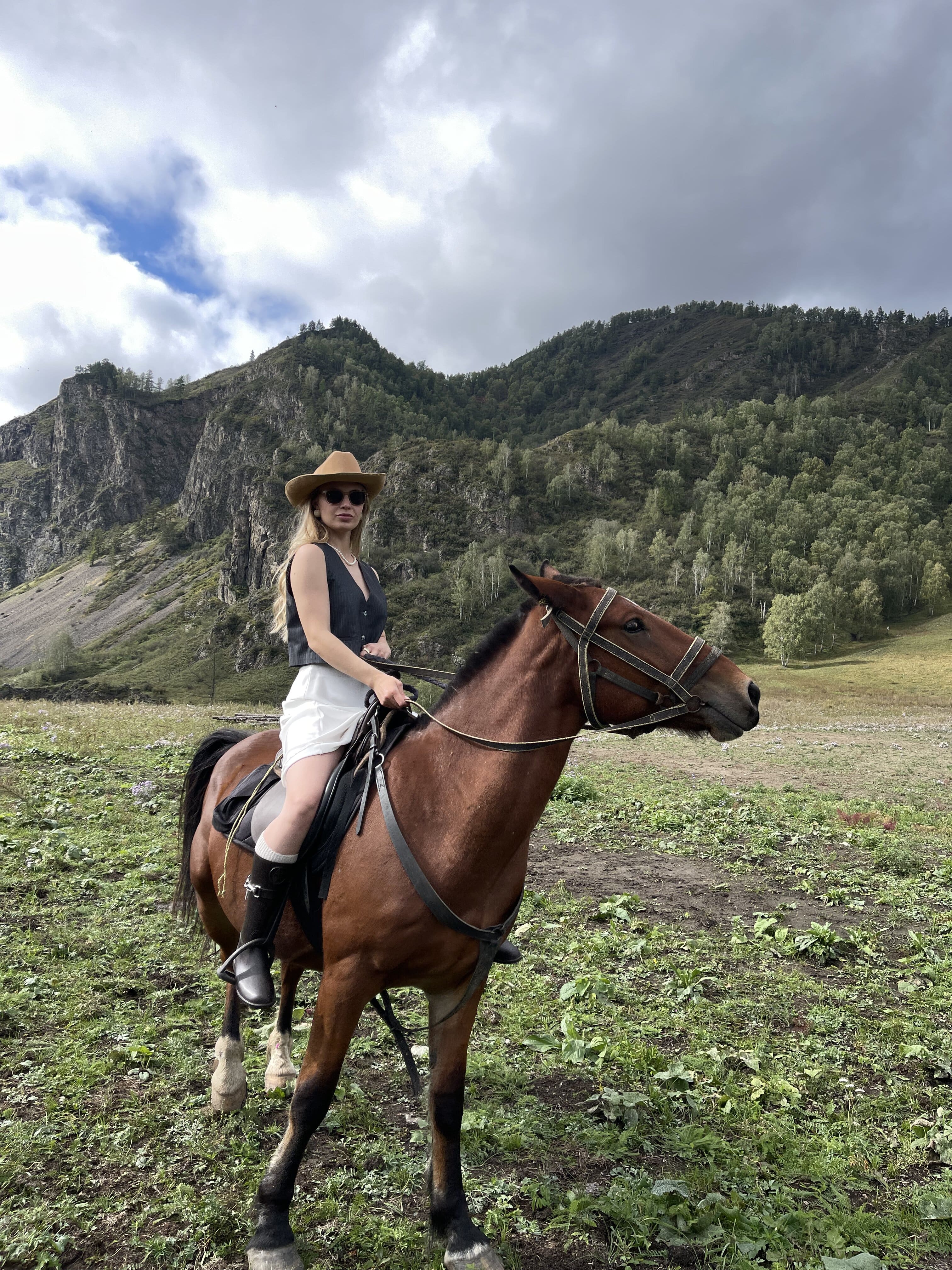 Молодежный конный поход по Алтаю (32/49)