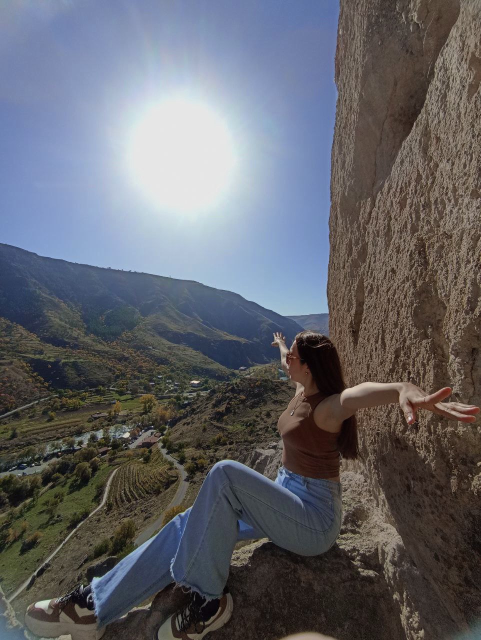 Индивидуальный тур: Мцхета, Джвари, Светицховели, Гори и Уплисцихе (15/15)