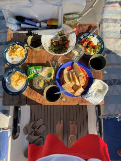 Море, горы и искусство (2/25)