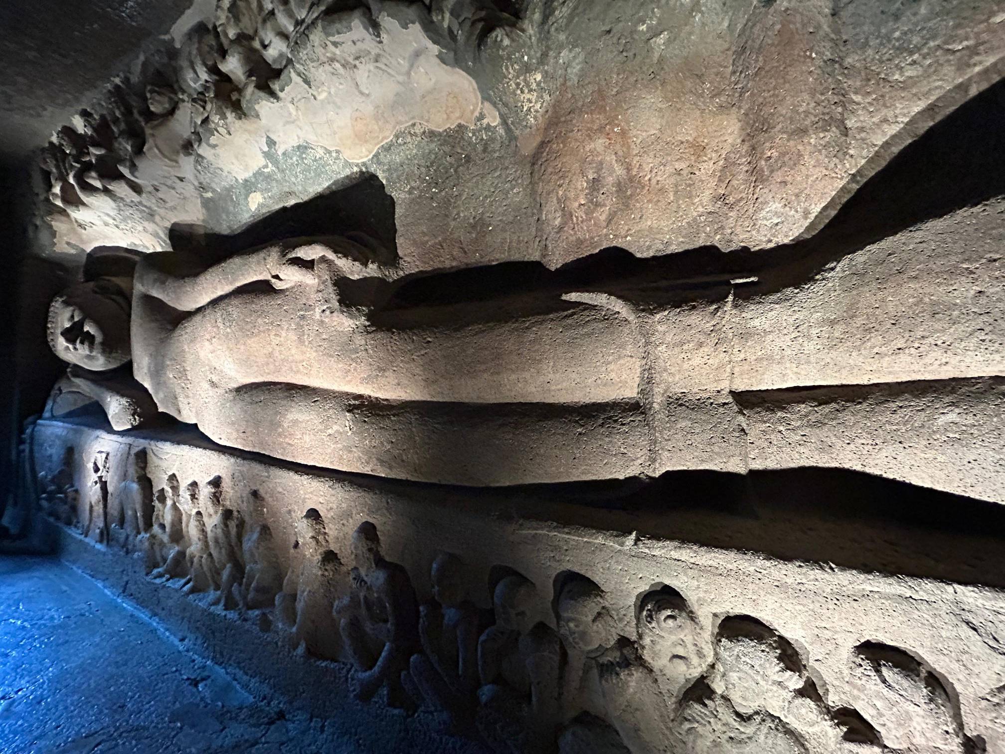 Индивидуальное путешествие по Аурангабаду, храмам Эллоры и пещерам Аджанта (11/12)