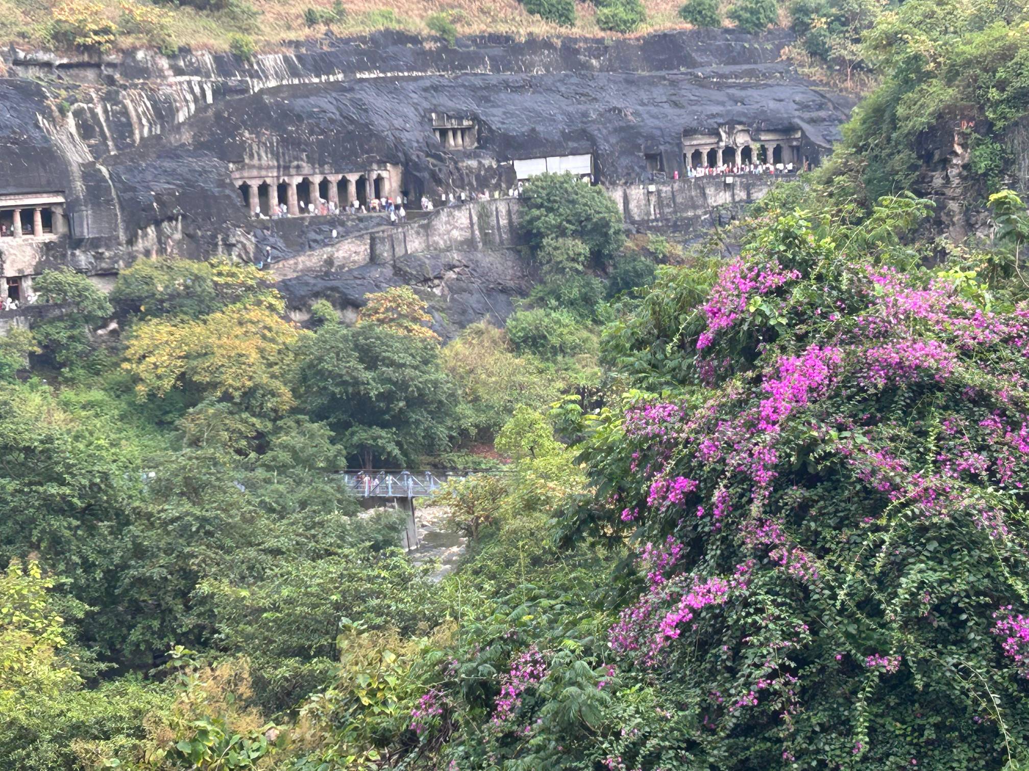 Индивидуальное путешествие по Аурангабаду, храмам Эллоры и пещерам Аджанта (10/12)