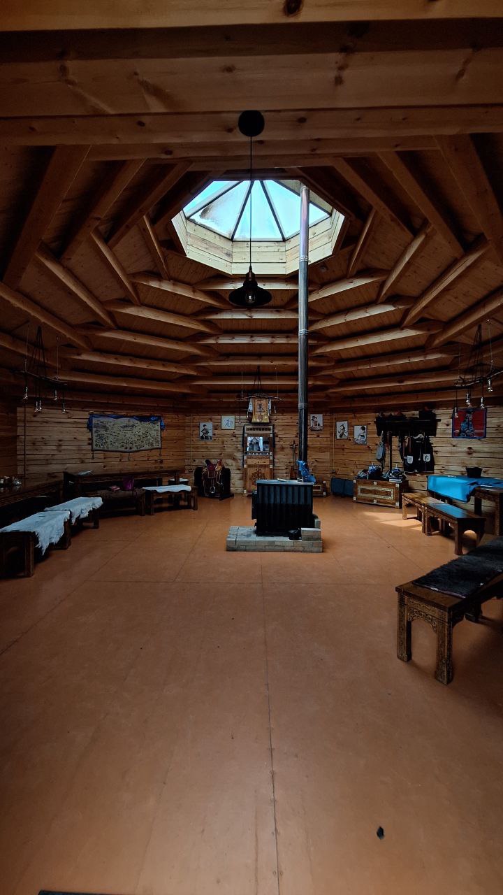 Путешествие к бурятам из Иркутска: экскурсия в дацан, к шаману или в этноцентр (10/16)