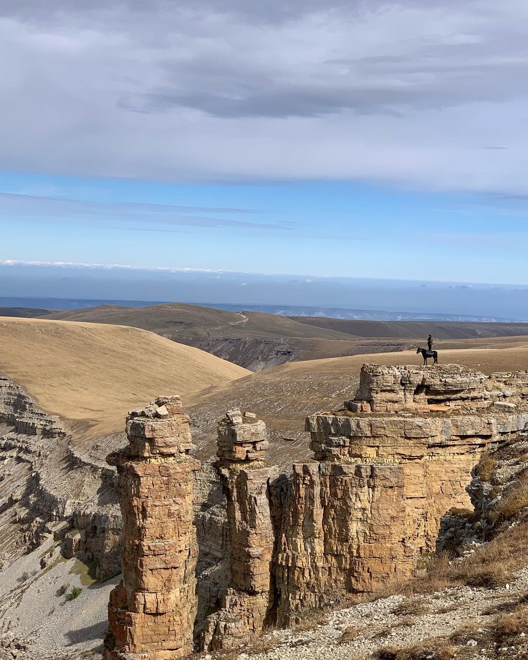 Плато Бермамыт: уникальный Гранд-каньон России днем или на закате (3/14)