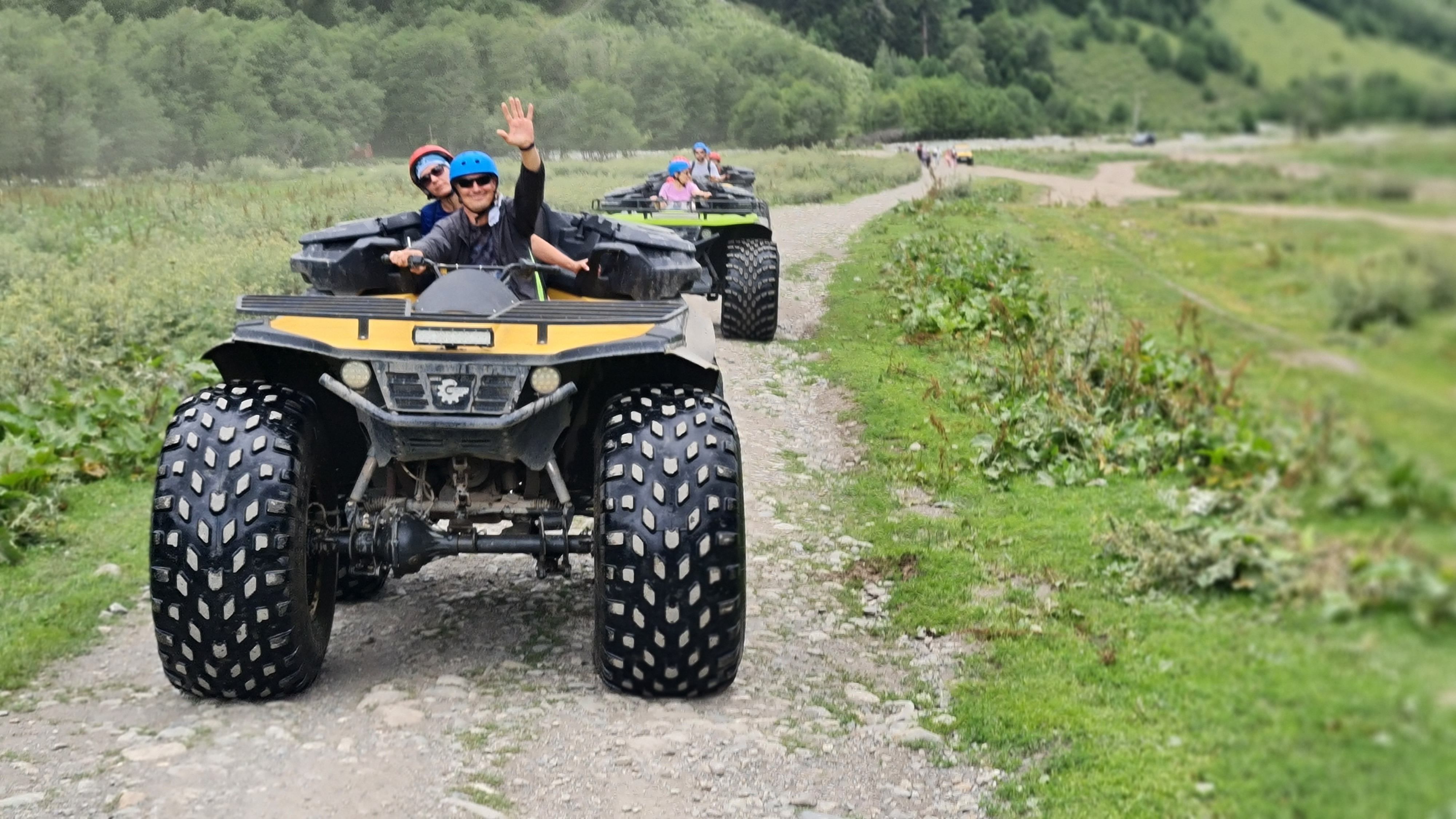 Прекрасные Домбай и Архыз. Все важные локации за 6 дней. (12/21)
