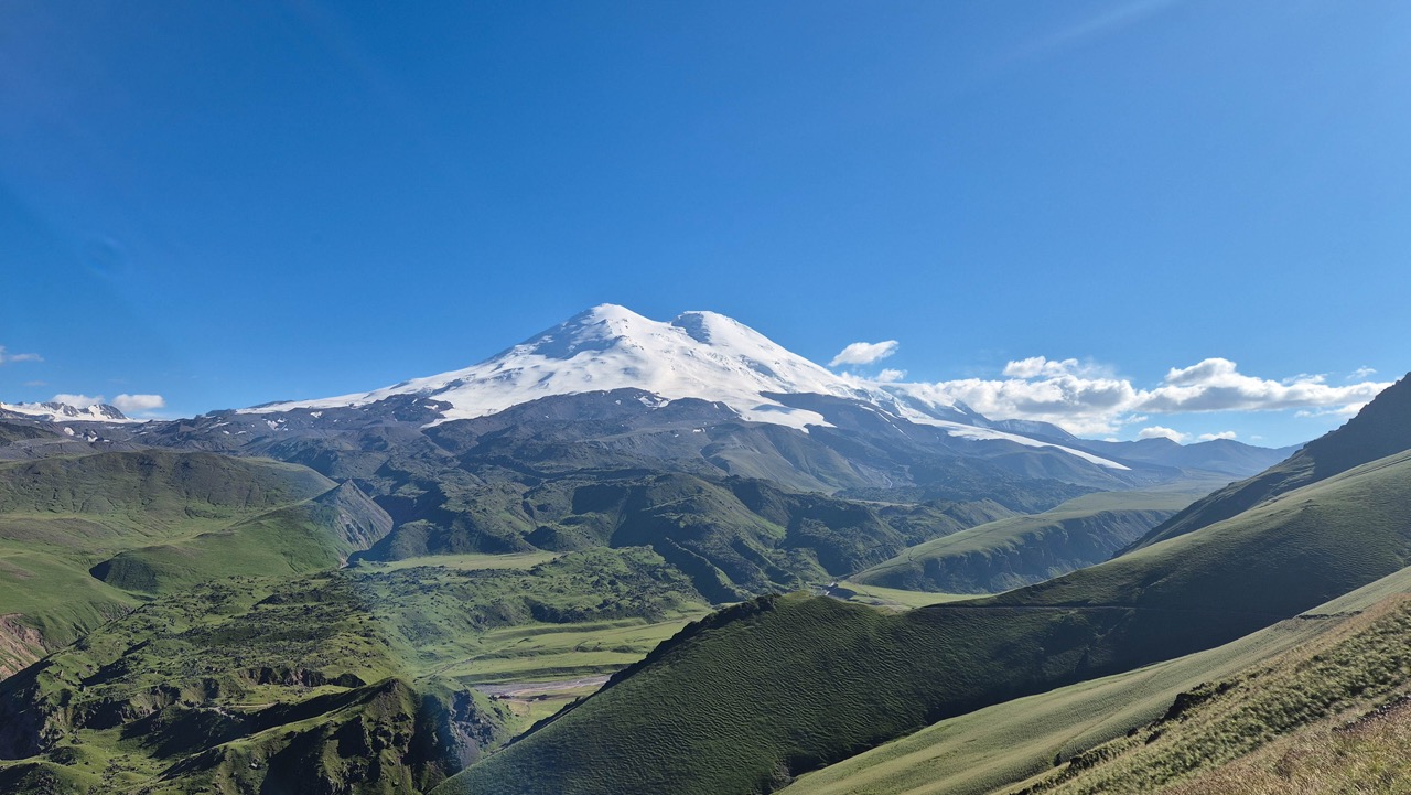 Северное Приэльбрусье. Урочище Джилы-Су (3/47)