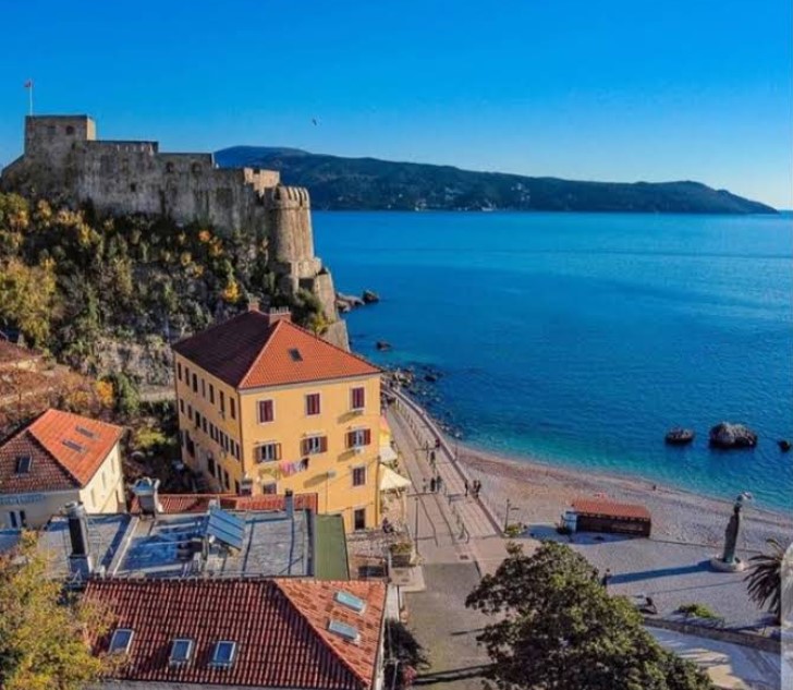 Черногория. Европейские каникулы на яхте Без Визы. (9/23)