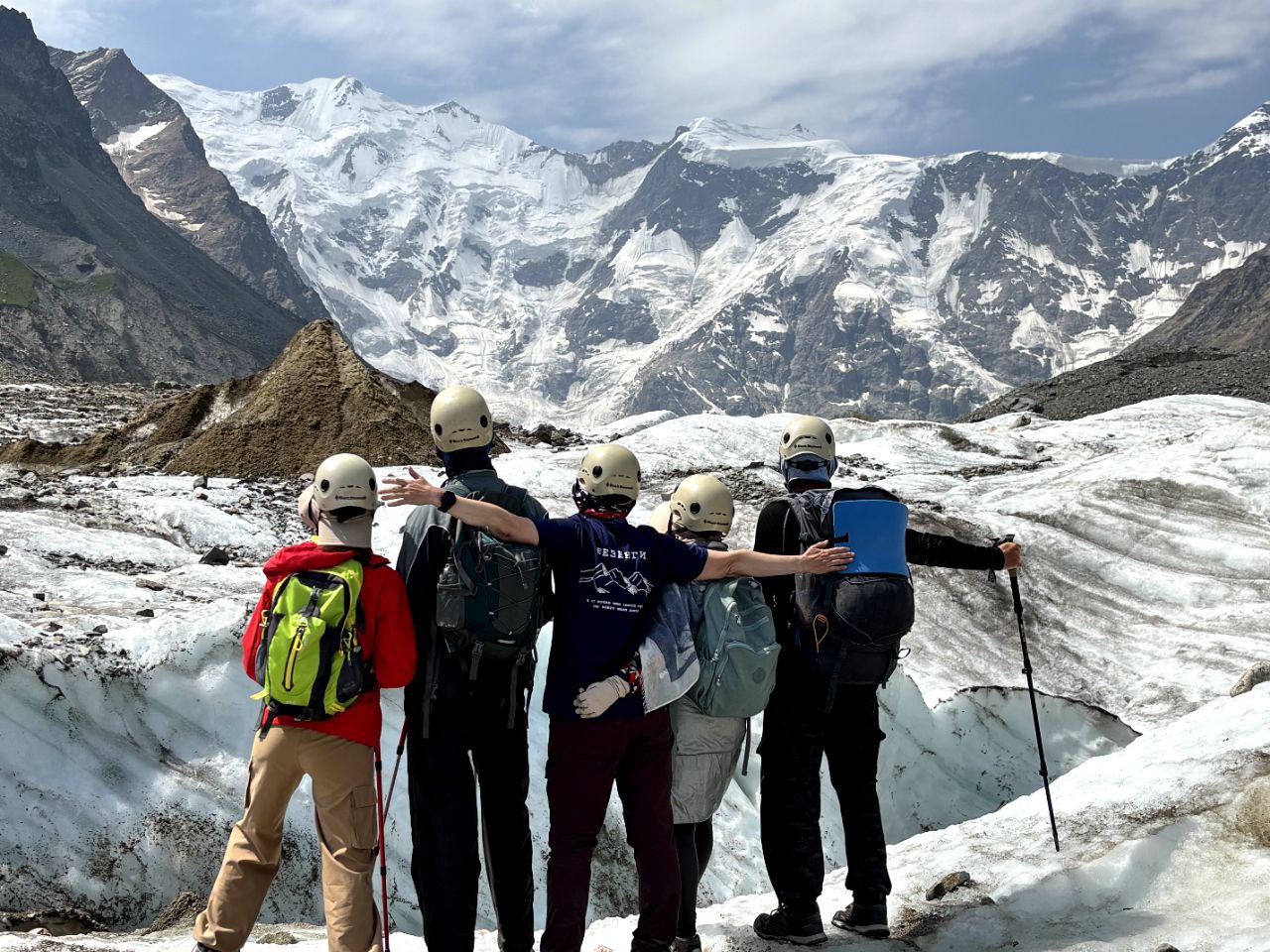 Безенги. Главные стены Кавказа. Гостевой дом. (24/28)