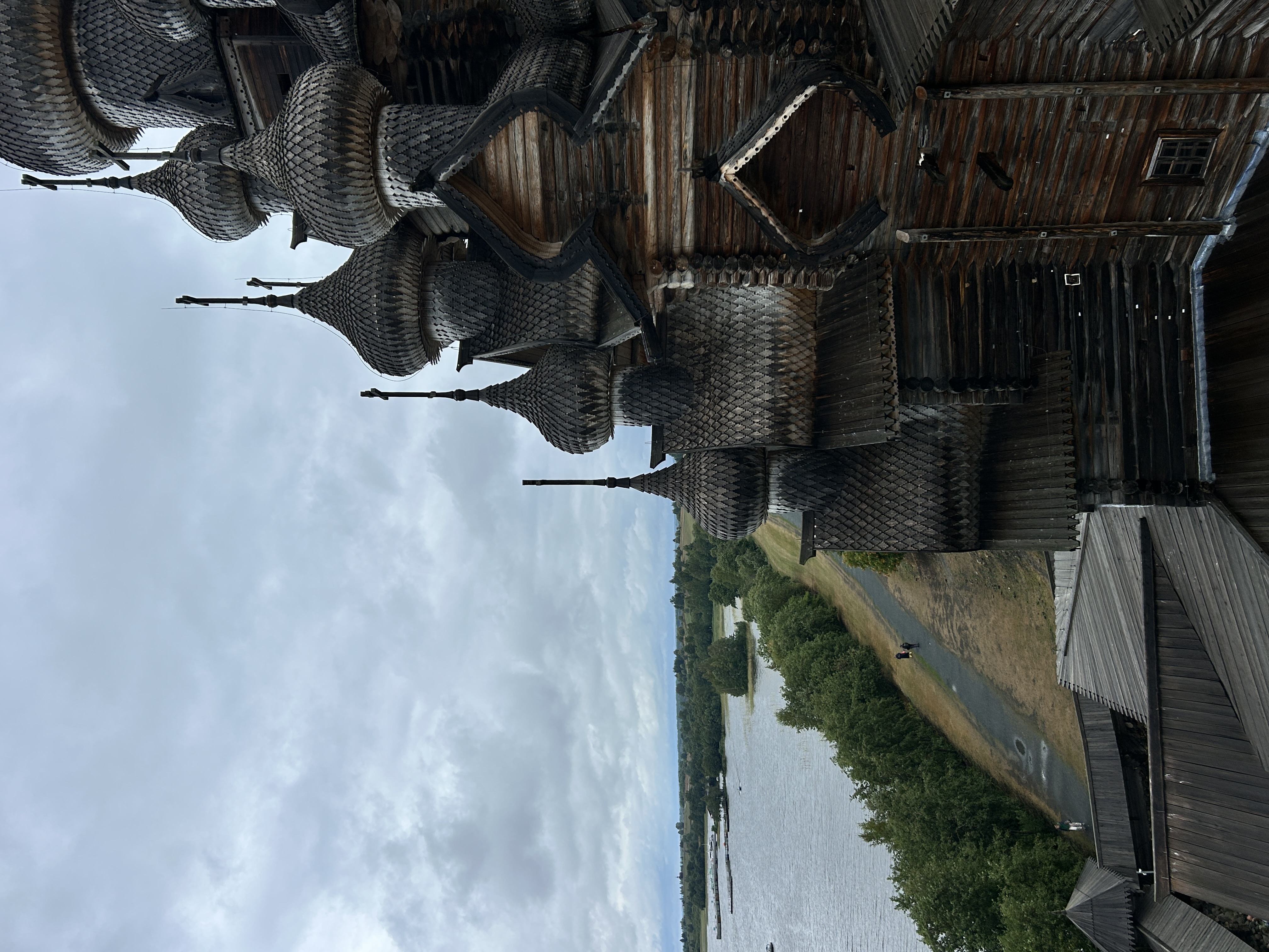 Остров Кижи, водная прогулка по Онежскому озеру