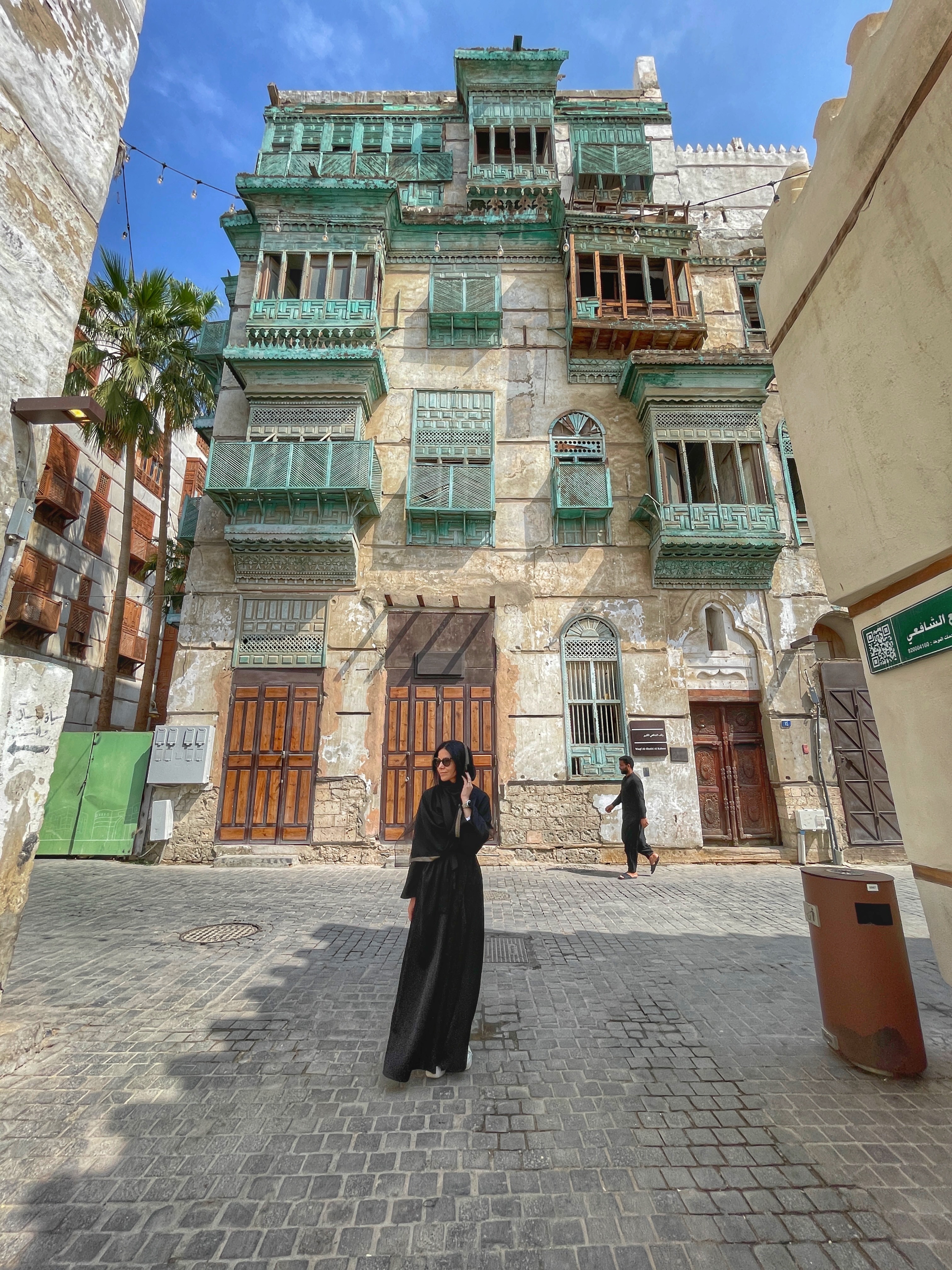 Джидда-море, старый город и фонтан выше небоскрёба