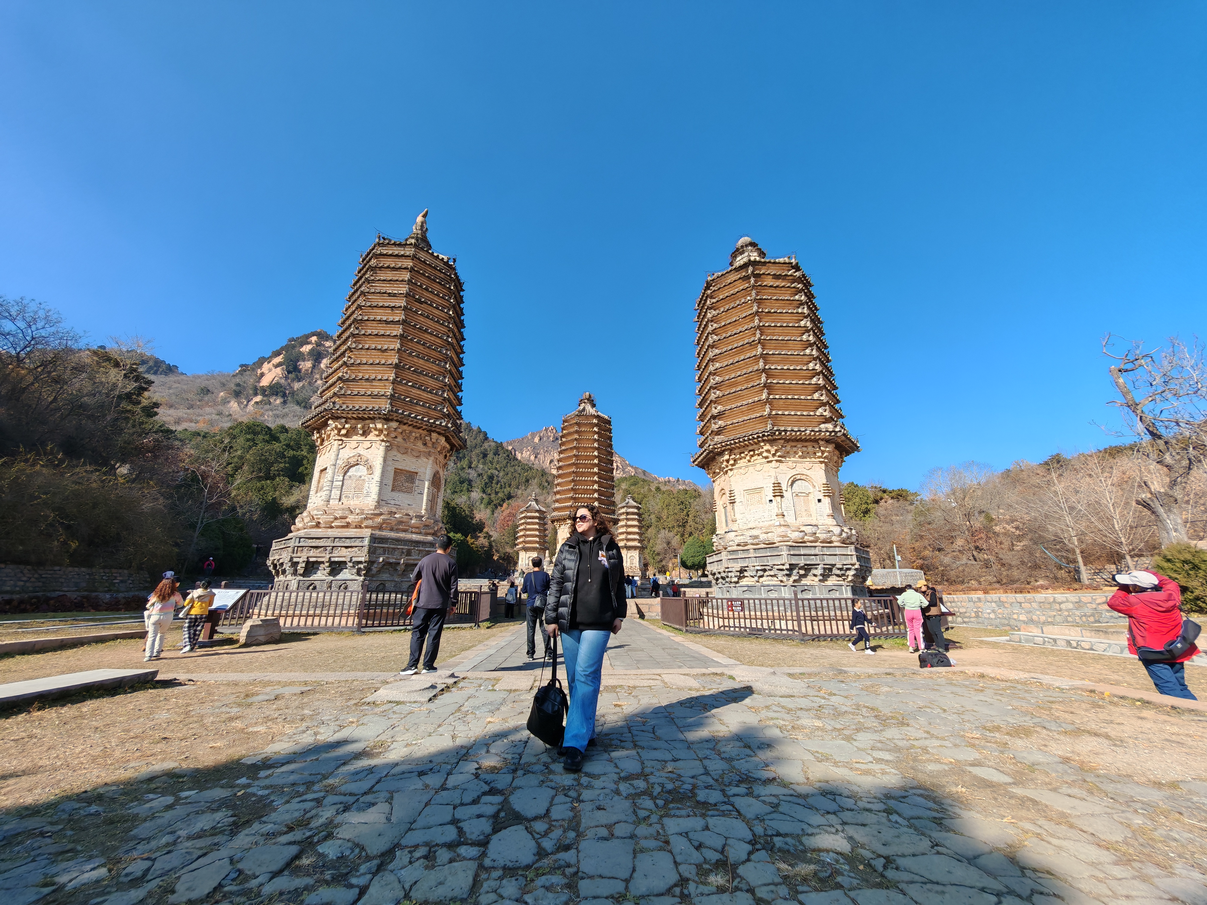 Пекин зимний: Великая стена, Губэй, Чэндэ и горы Иньшань (31/39)