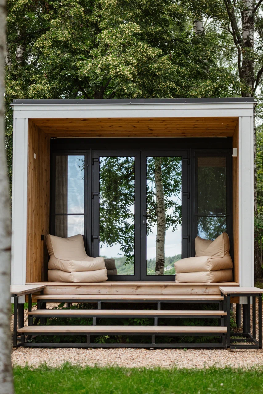 Возвращение в безопасность