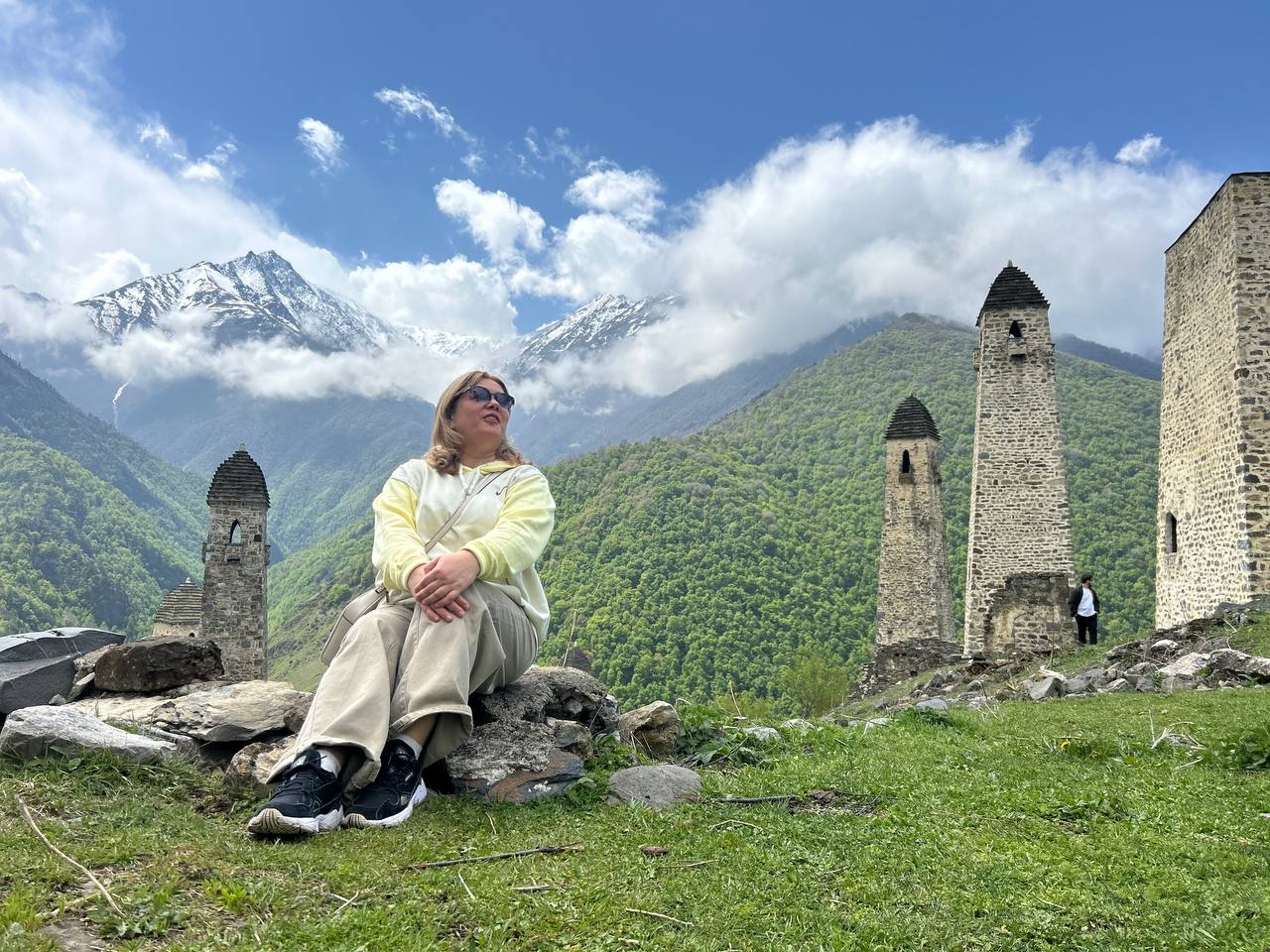 Великолепие гор, кавказская кухня и тёплая компания. Путешествие по трем республикам (26/39)