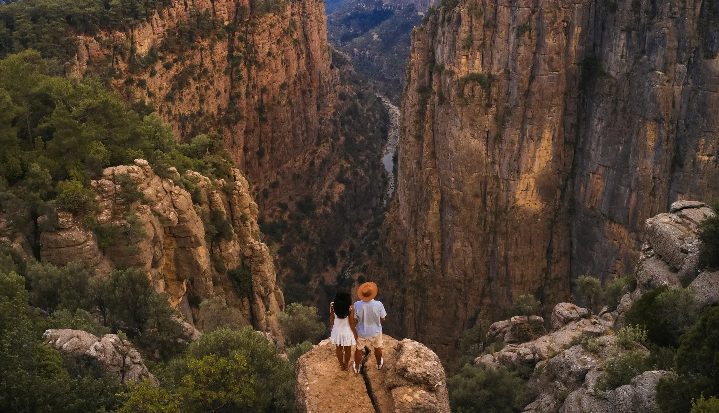 Панорамы Тазы Каньона и горный рафтинг (6/11)