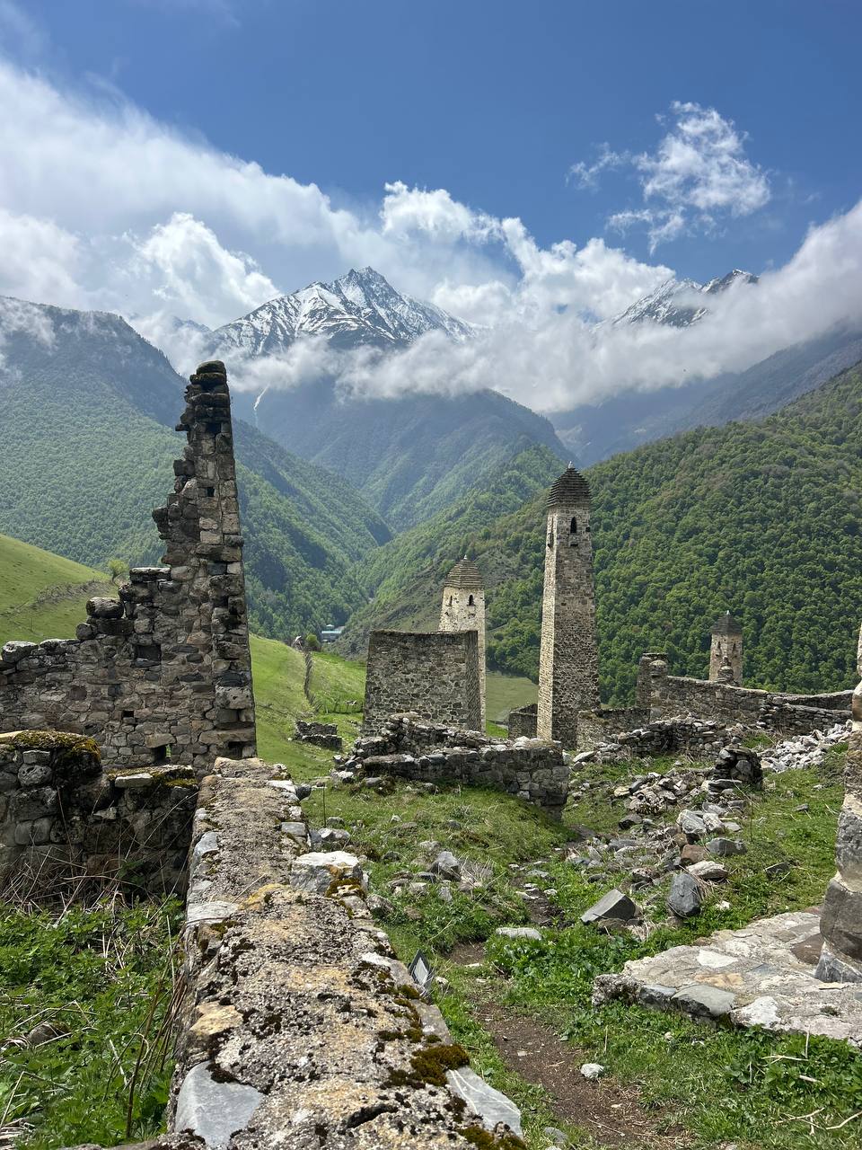 Великолепие гор, кавказская кухня и тёплая компания. Путешествие по трем республикам (29/39)