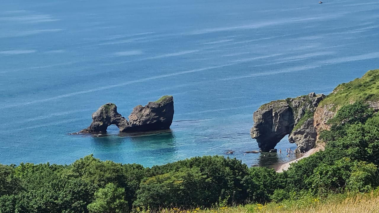 Морская экскурсия Берег сказки - путешествие к полуострову Краббе