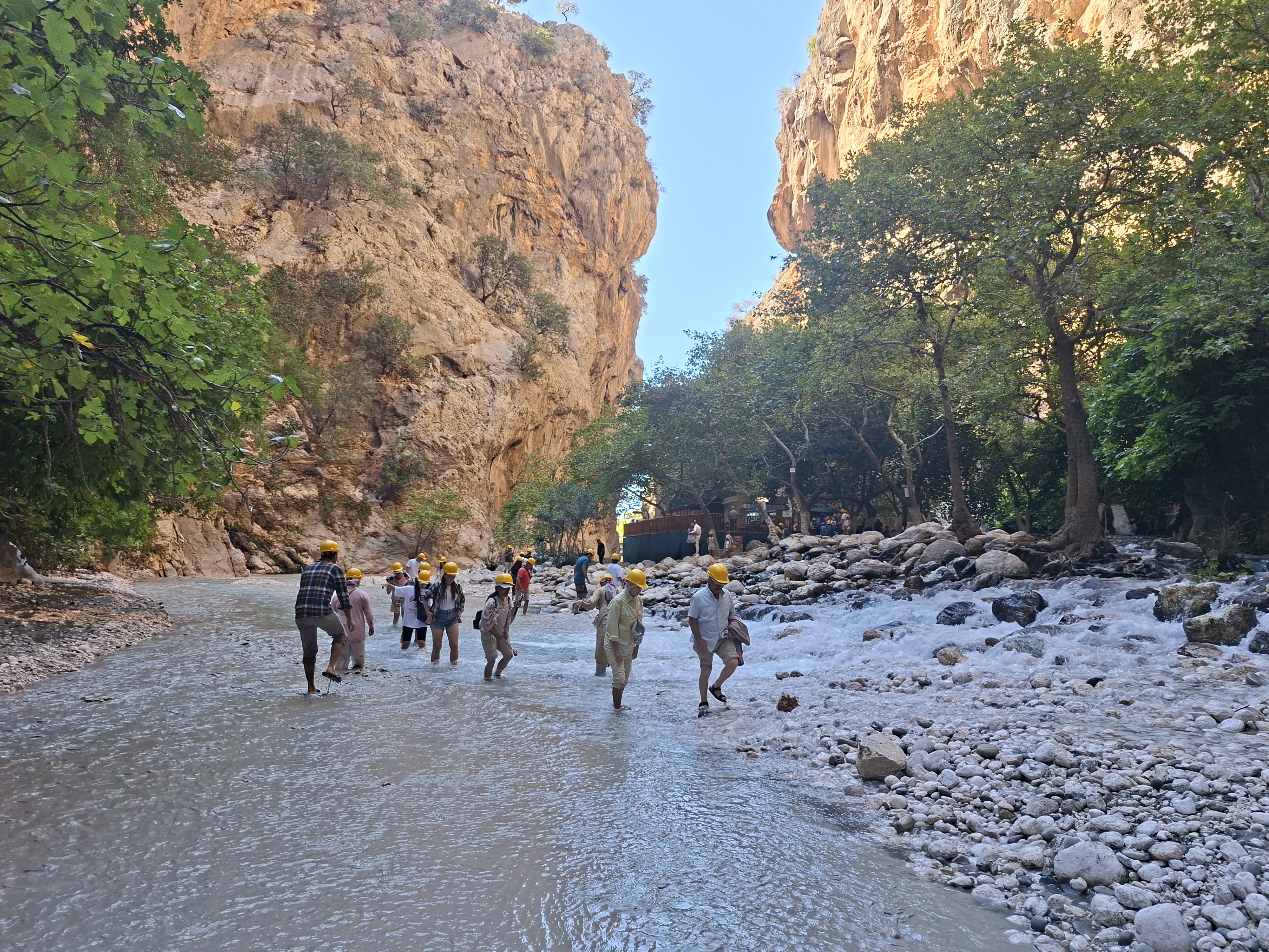 От Мечетей до Лавандовых Полей: Турецкое Приключение! (30/102)