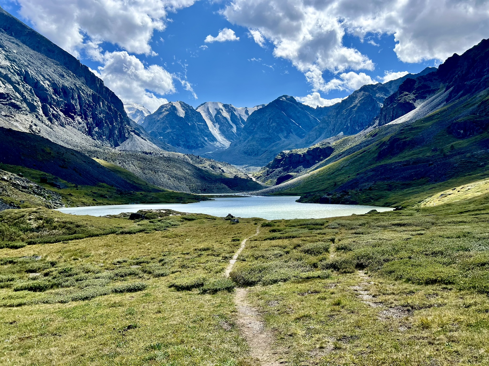 Треккинг в долину реки Маашей, к Шавлинским и Каракабакским озерам (11/30)