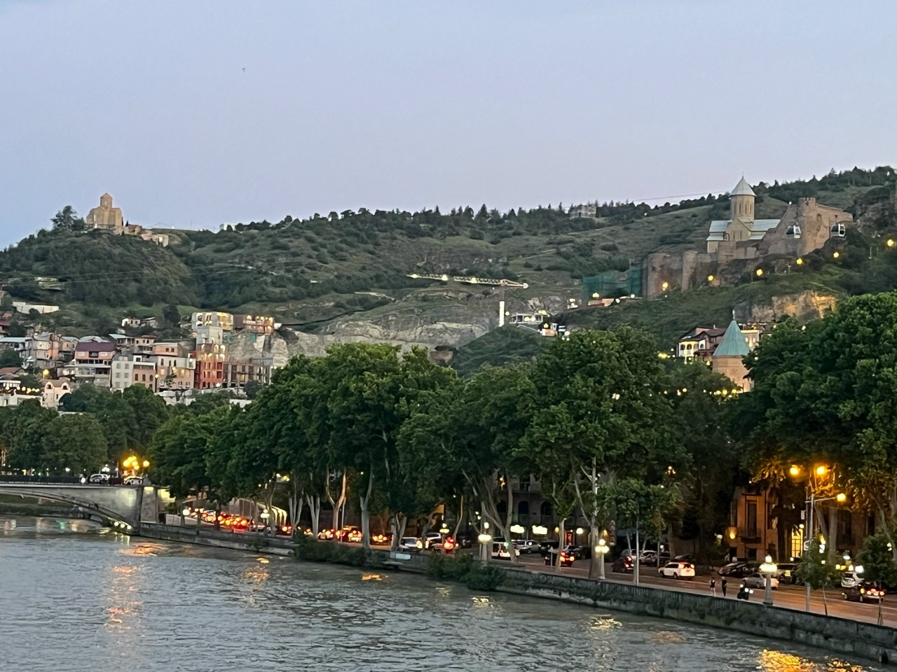 Любовь и Грузия (10/28)