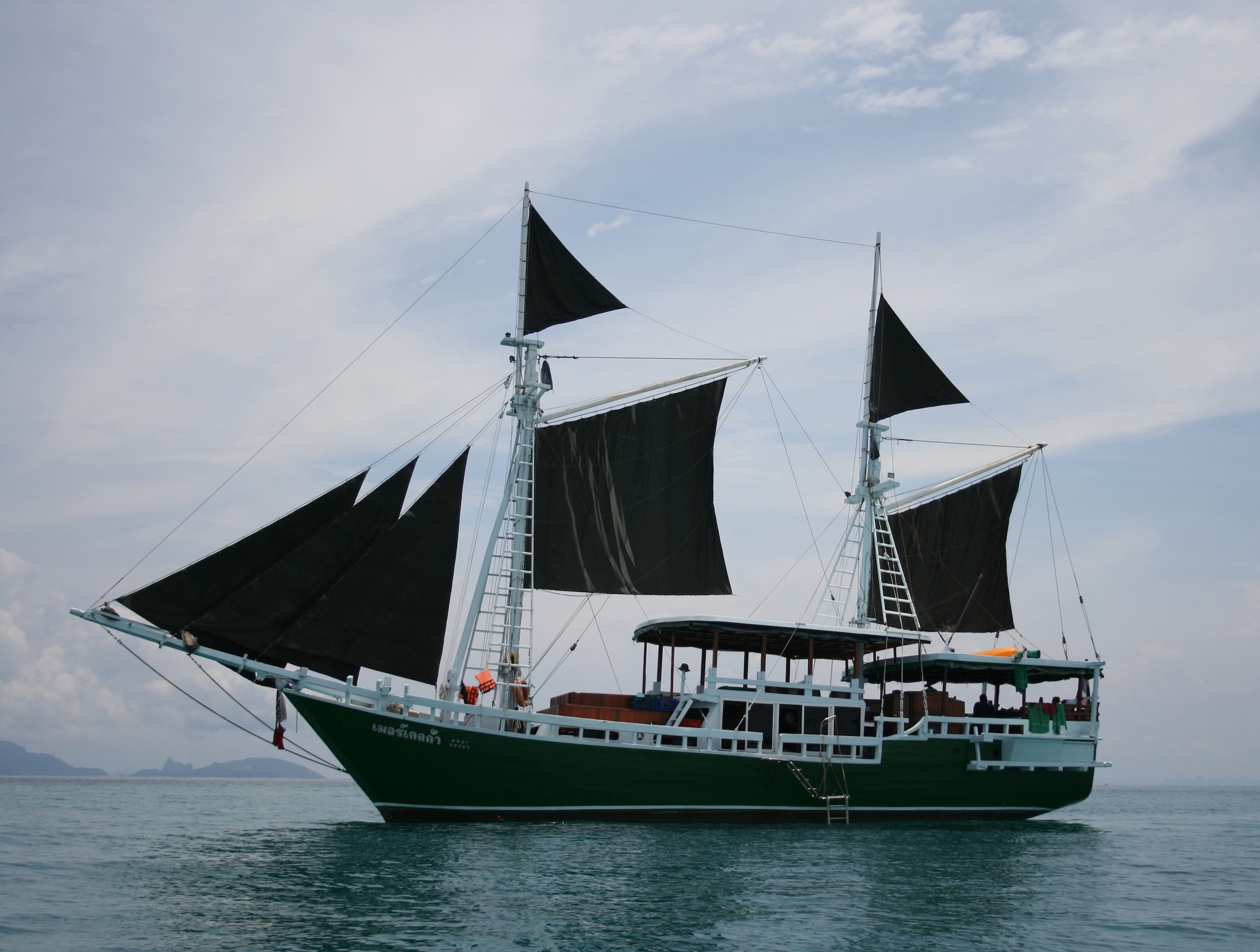 Под парусами индонезийского финиси  за поиском сокровищ в Таиланде! (17/17)