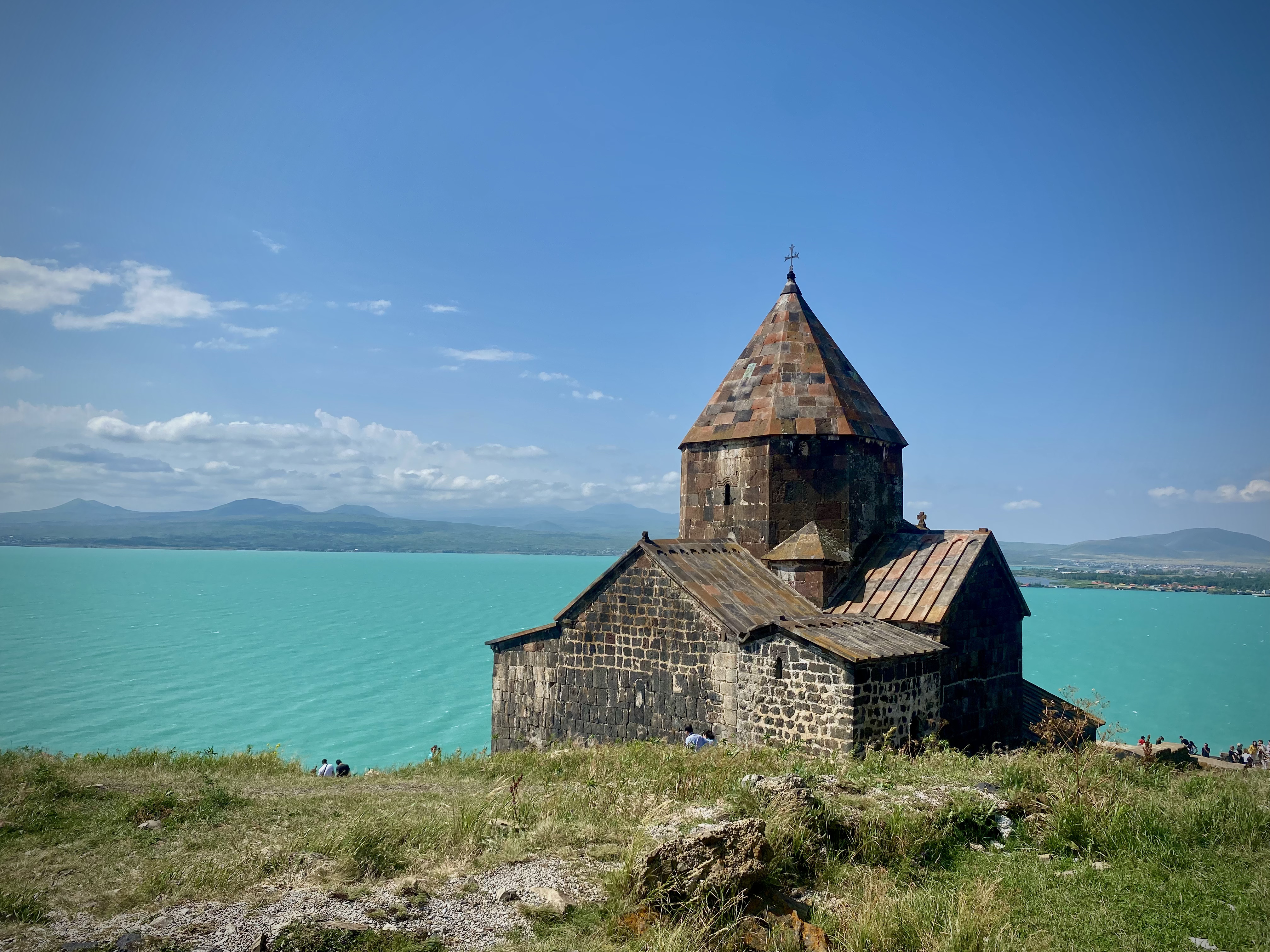 Джан-трип: Армения между храмами и тостами