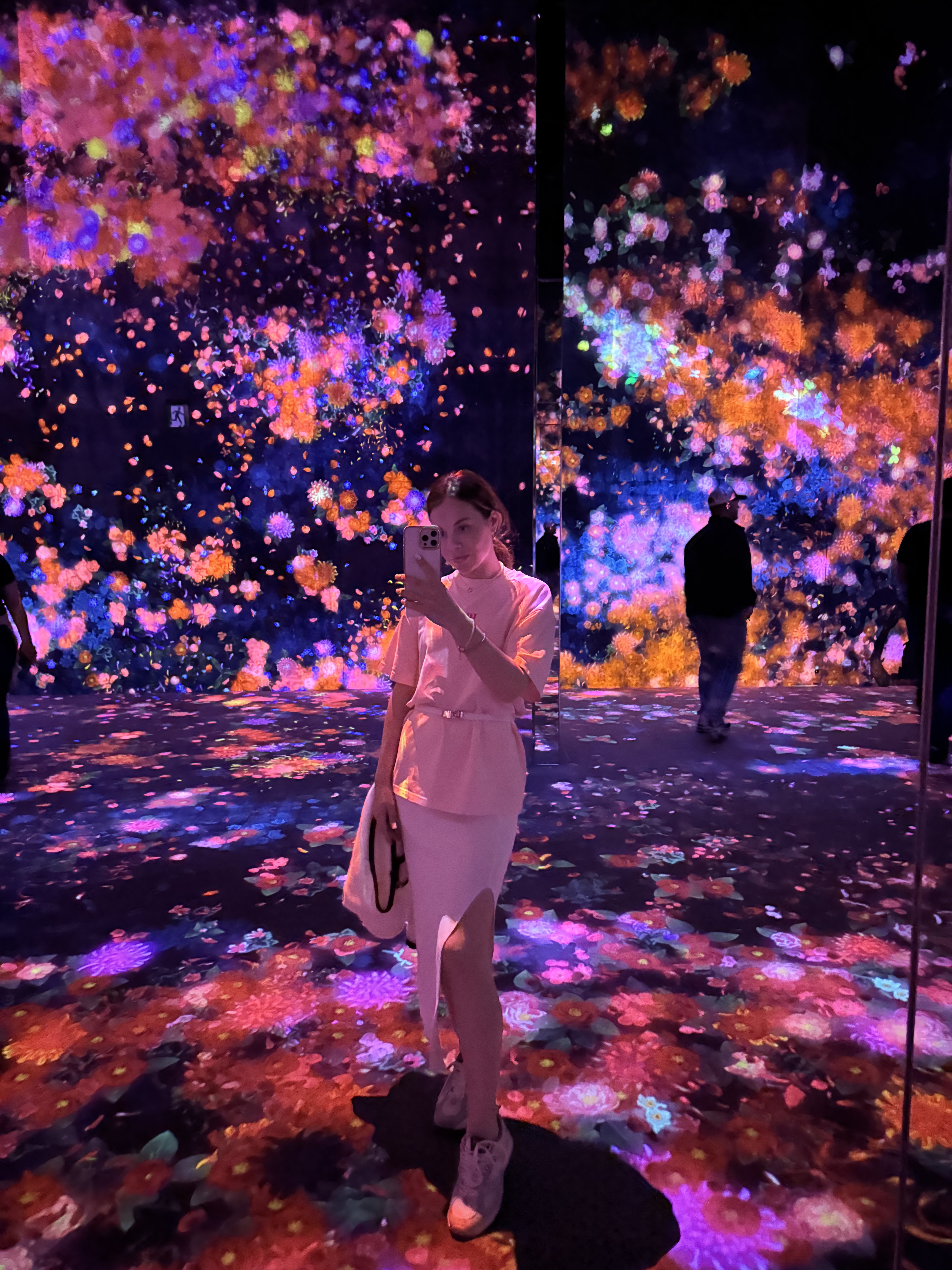 За гранью обычного. Ночь в монастыре, мегаполисы, дзен и лучший шоппинг (45/46)