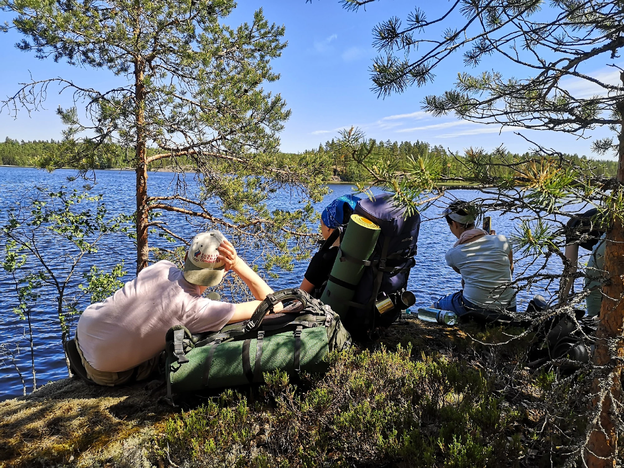 Скальные озера Карелии. Пеший поход с палатками из Санкт-Петербурга
