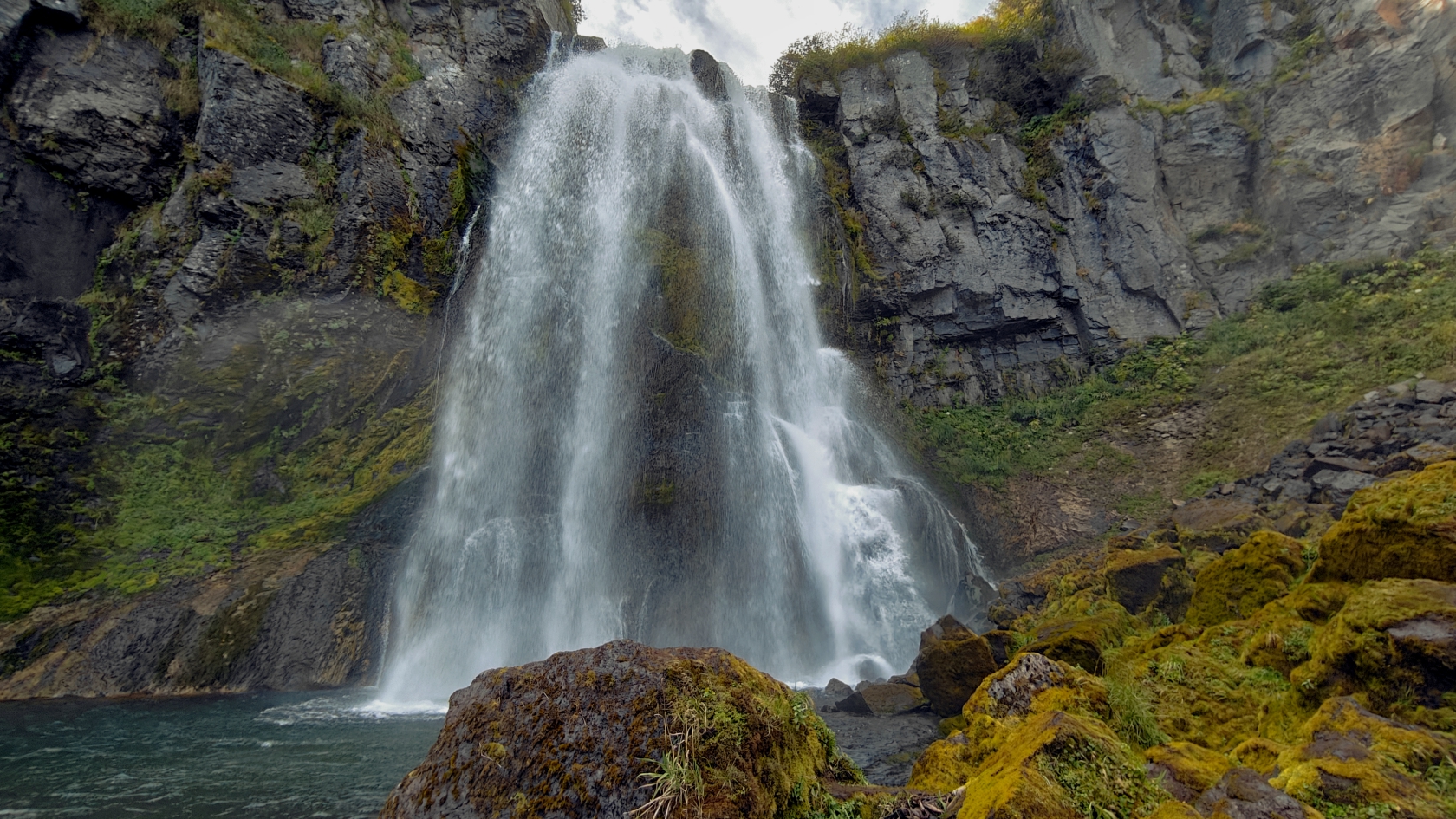 Малая Долина гейзеров (Дачные источники)  остров зелени у подножия активного вулкана (13/20)