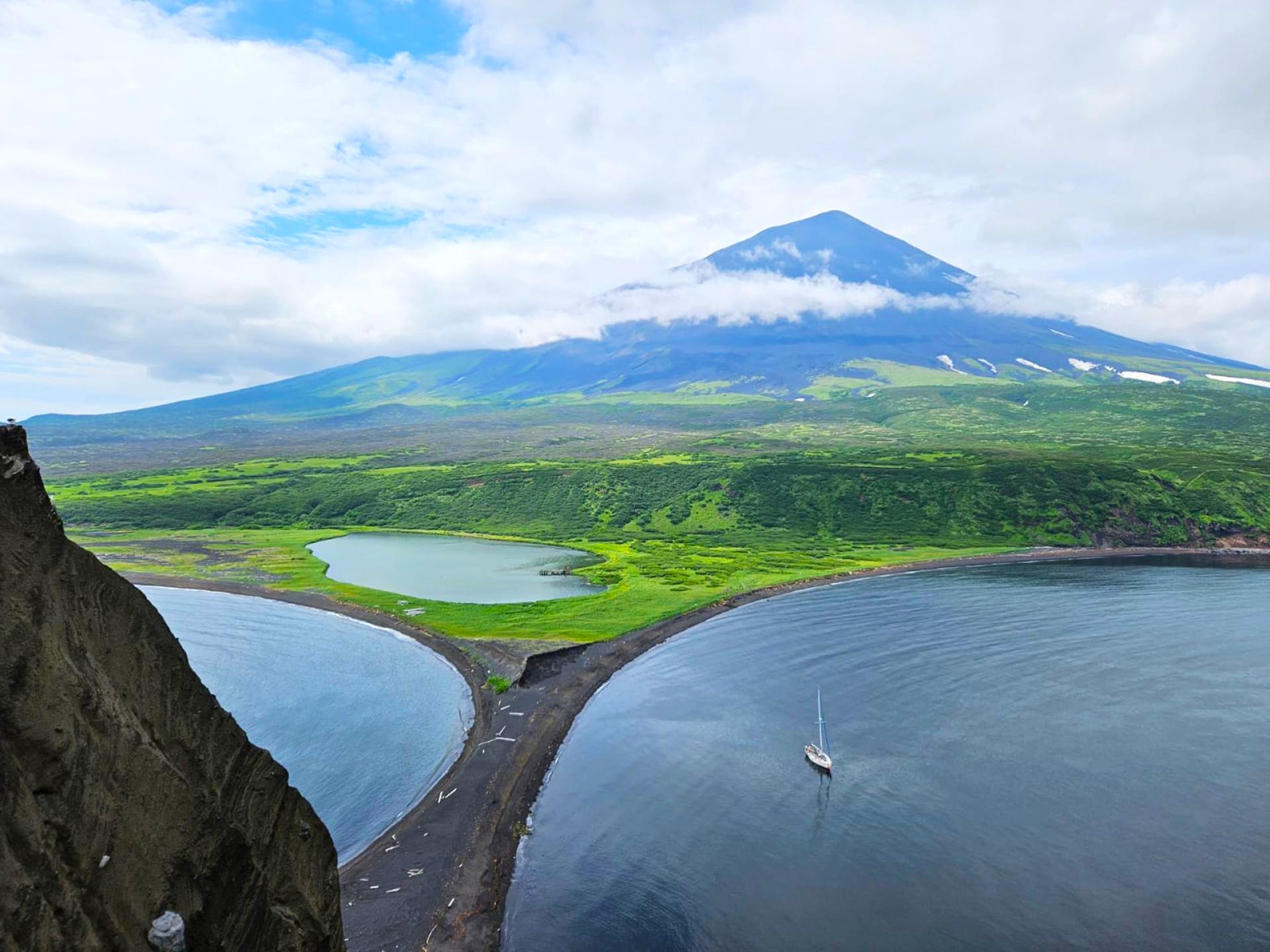 Северные Курилы. Экспедиция к острову Онекотан (15/46)
