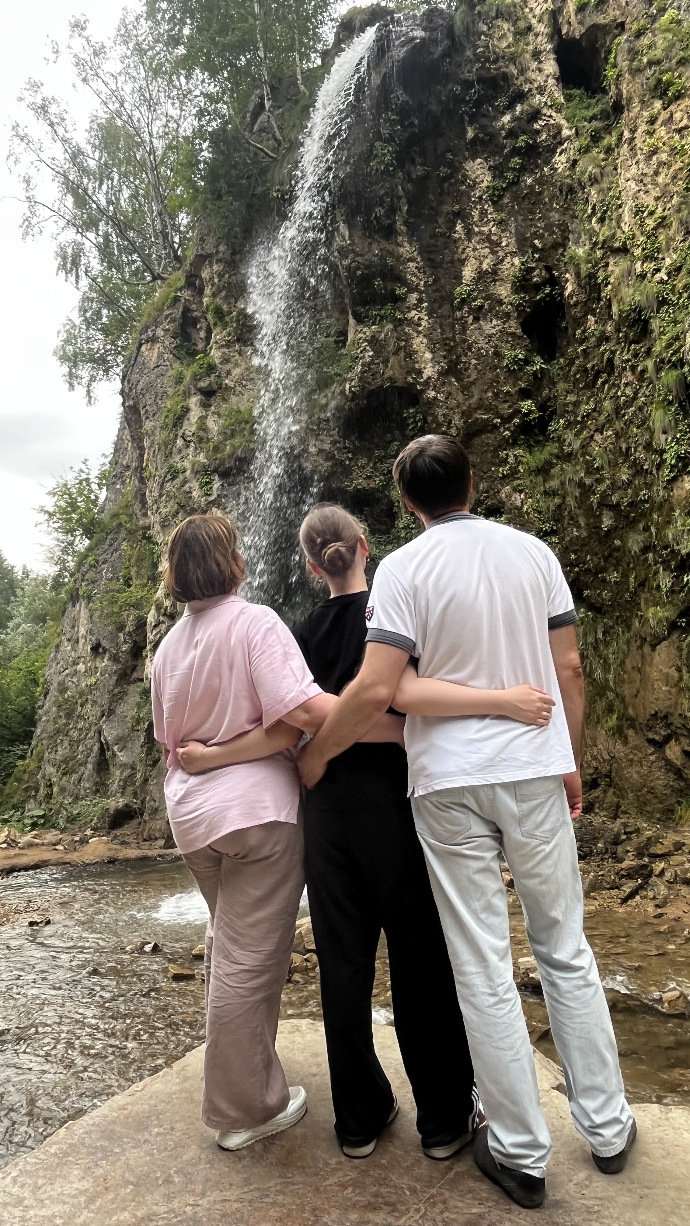 Индивидуальная Экскурсия На Медовые Водопады И Гора Кольцо