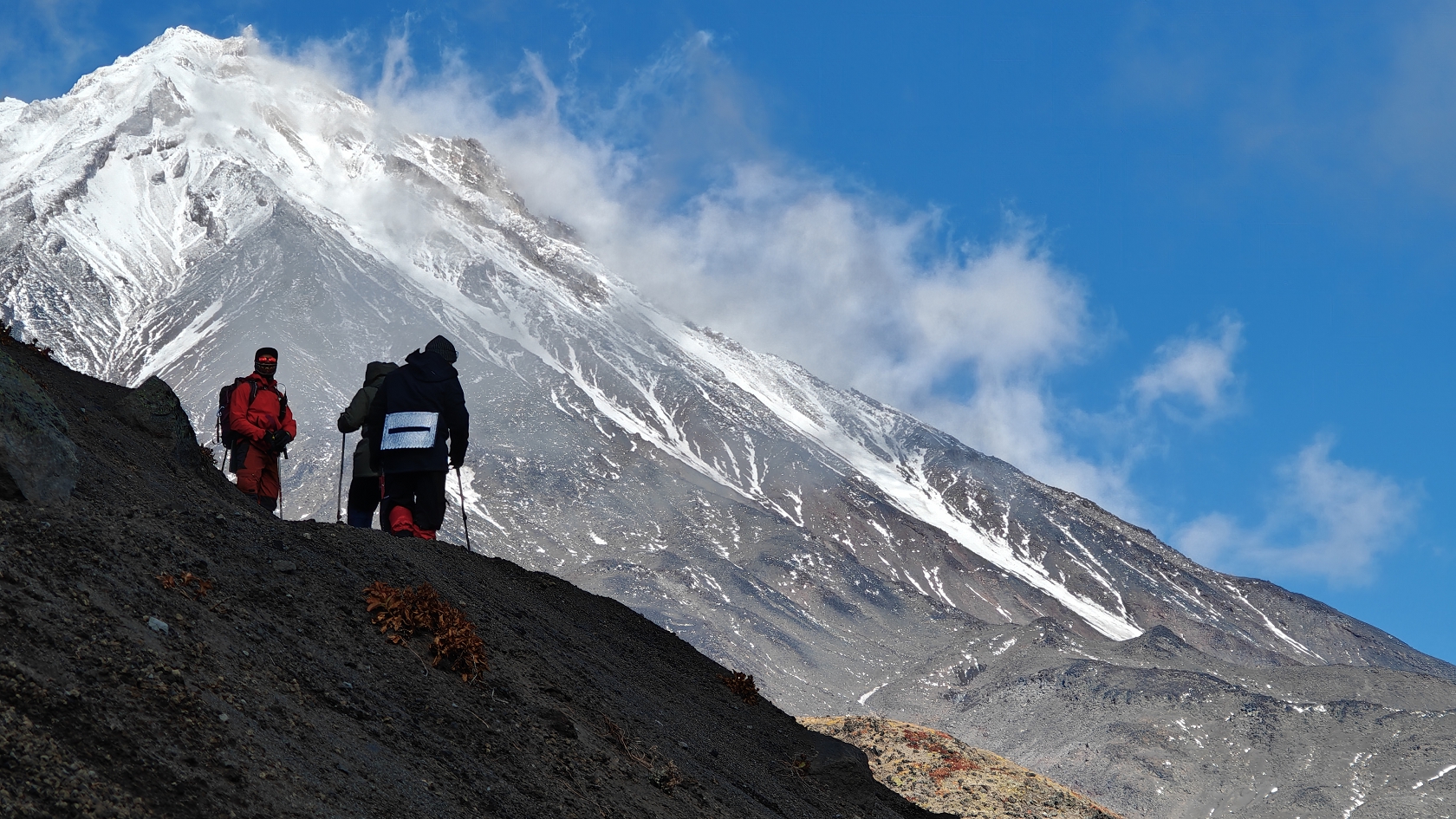Прогулка к экструзии Верблюд и вулканический пляж Тихого океана (2/18)