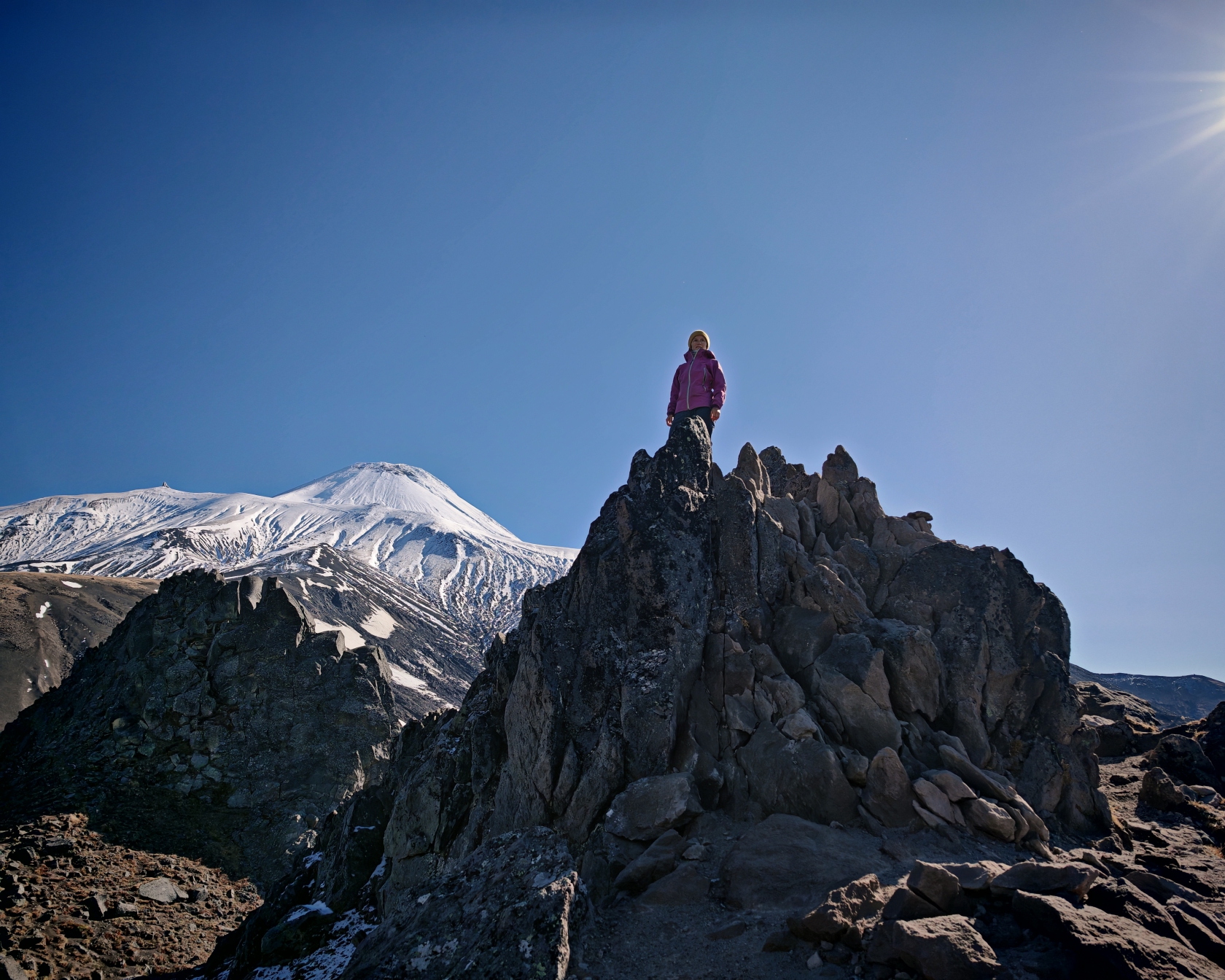 Прогулка к экструзии Верблюд и вулканический пляж Тихого океана (14/18)