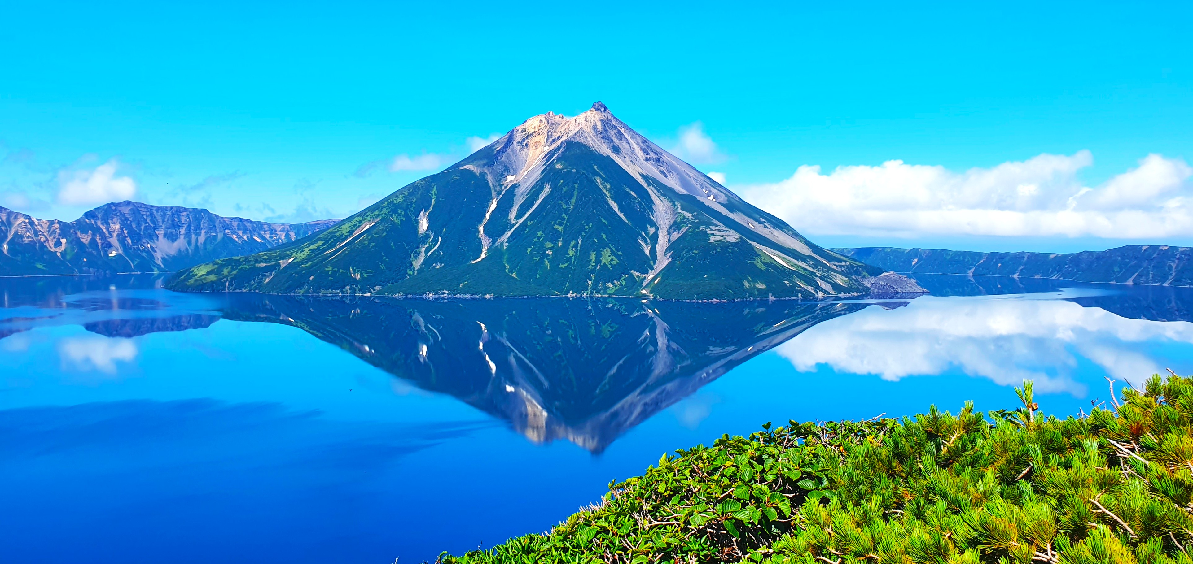 Северные Курилы. Экспедиция к острову Онекотан