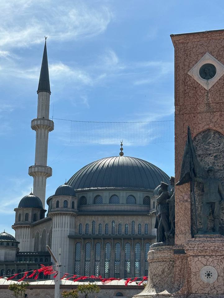 Символы Стамбула в спокойном темпе и безопасности