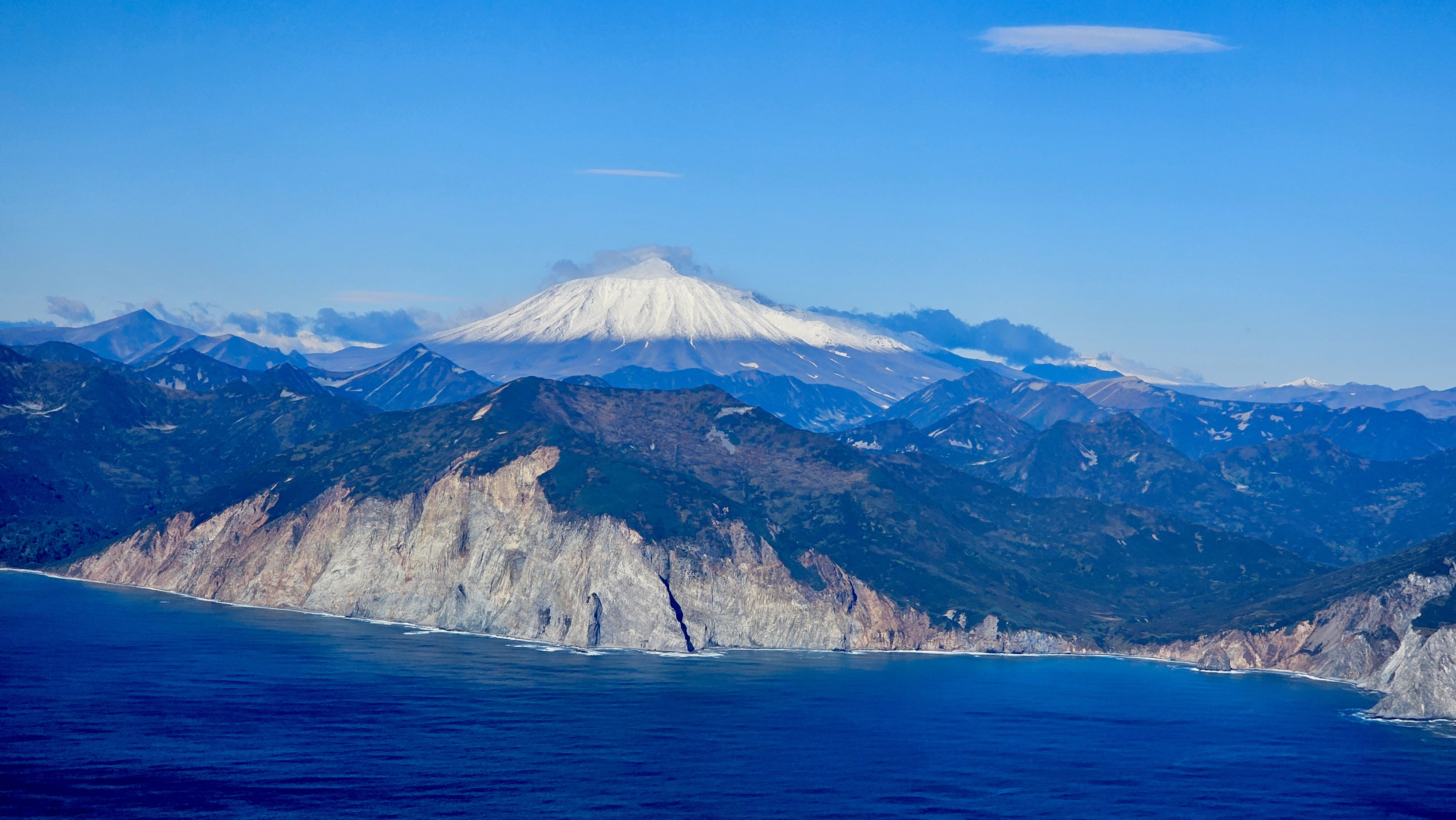 Северные Курилы. Экспедиция к острову Онекотан (28/46)