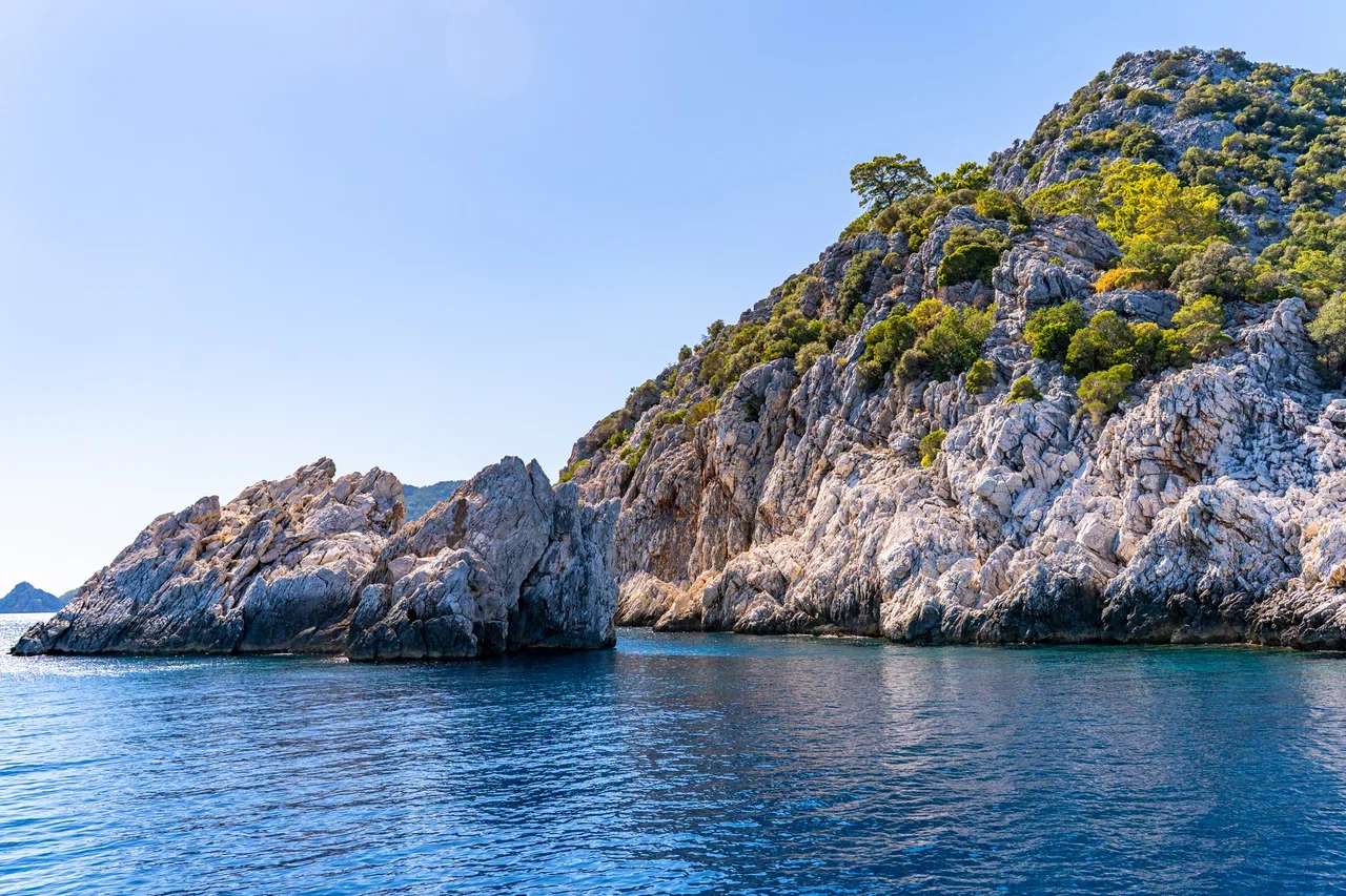 Море! Чирали! Яхта, Огни Химеры