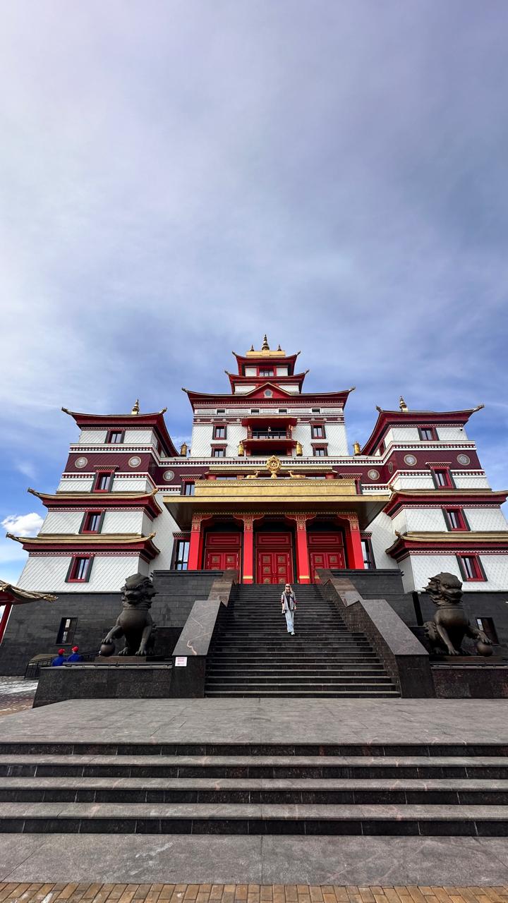 В Сердце Азии, 8 дней (3/11)