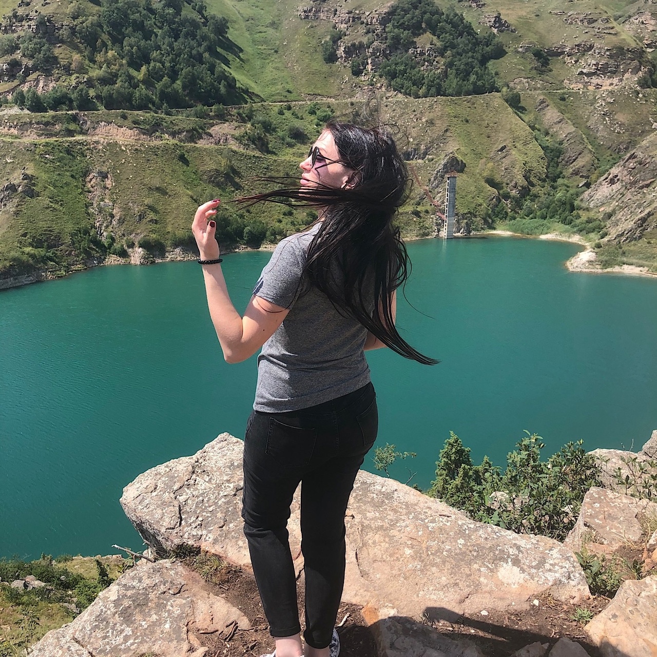 Обзорная экскурсия из Ессентуков В гости к седому Эльбрусу (2/11)