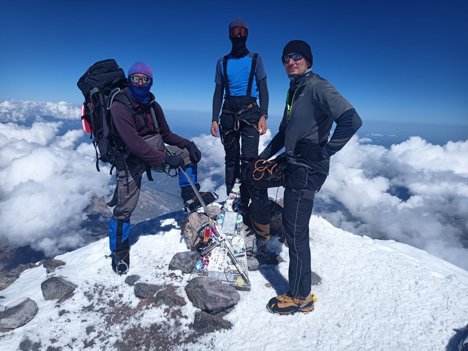 Майское восхождение на Эльбрус с Юга (26/29)