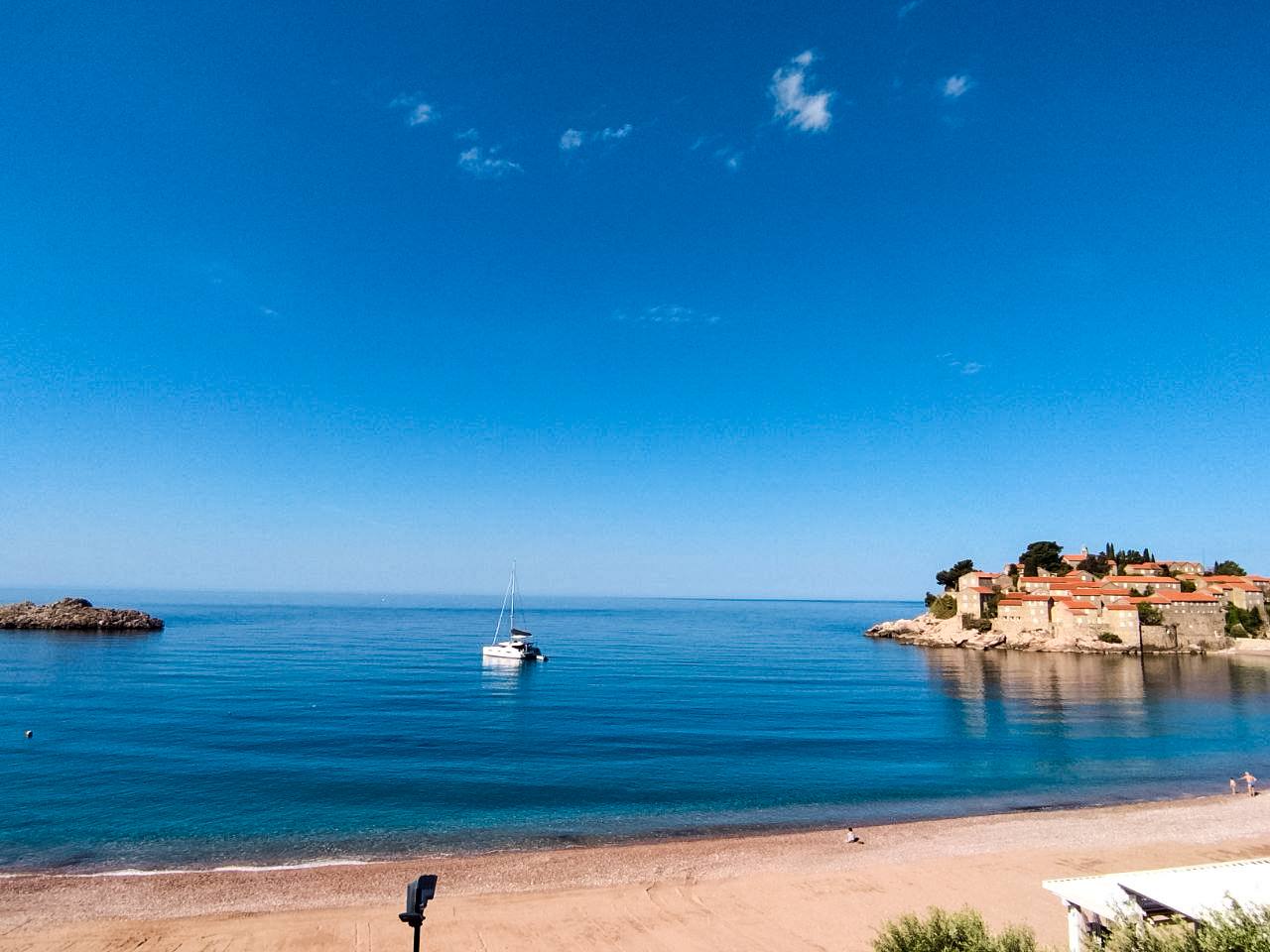 Круиз на яхте по уютной вкусной средневековой Черногории (9/15)