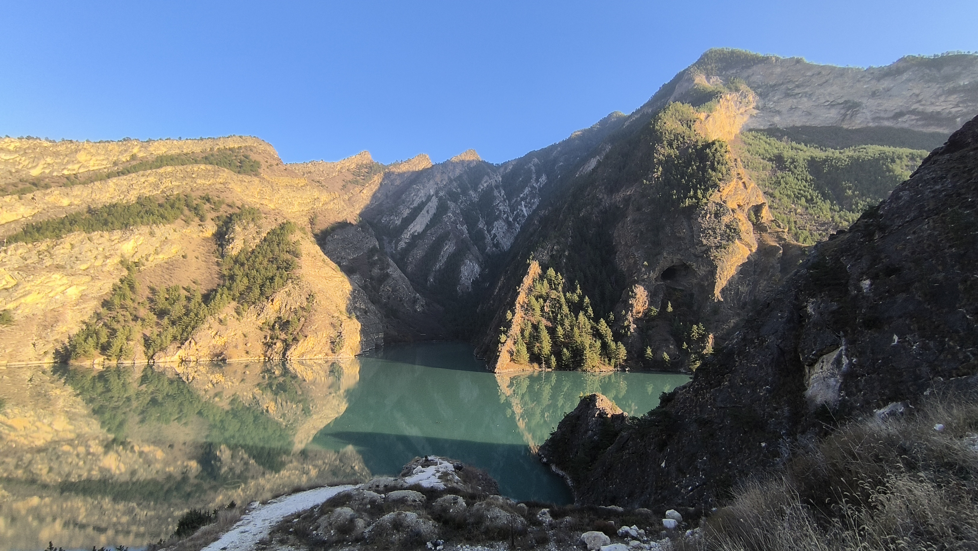 Смотровая Харачи - одна из лучших локации в России по оценкам National Geographic (13/17)