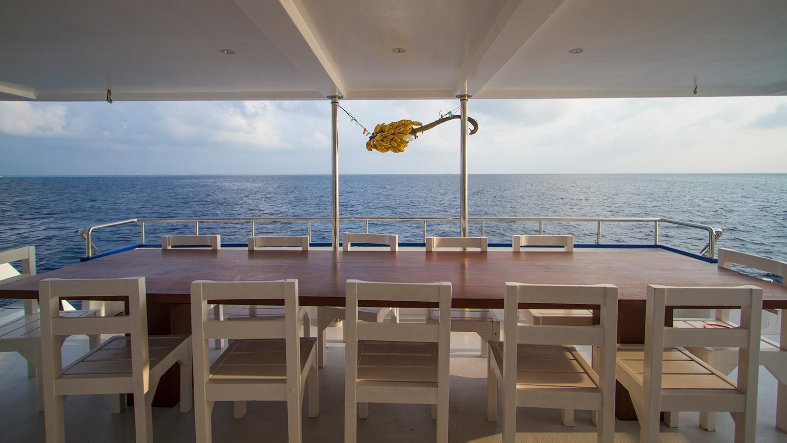 Удивительные Мальдивы на люксовой яхте (14/22)